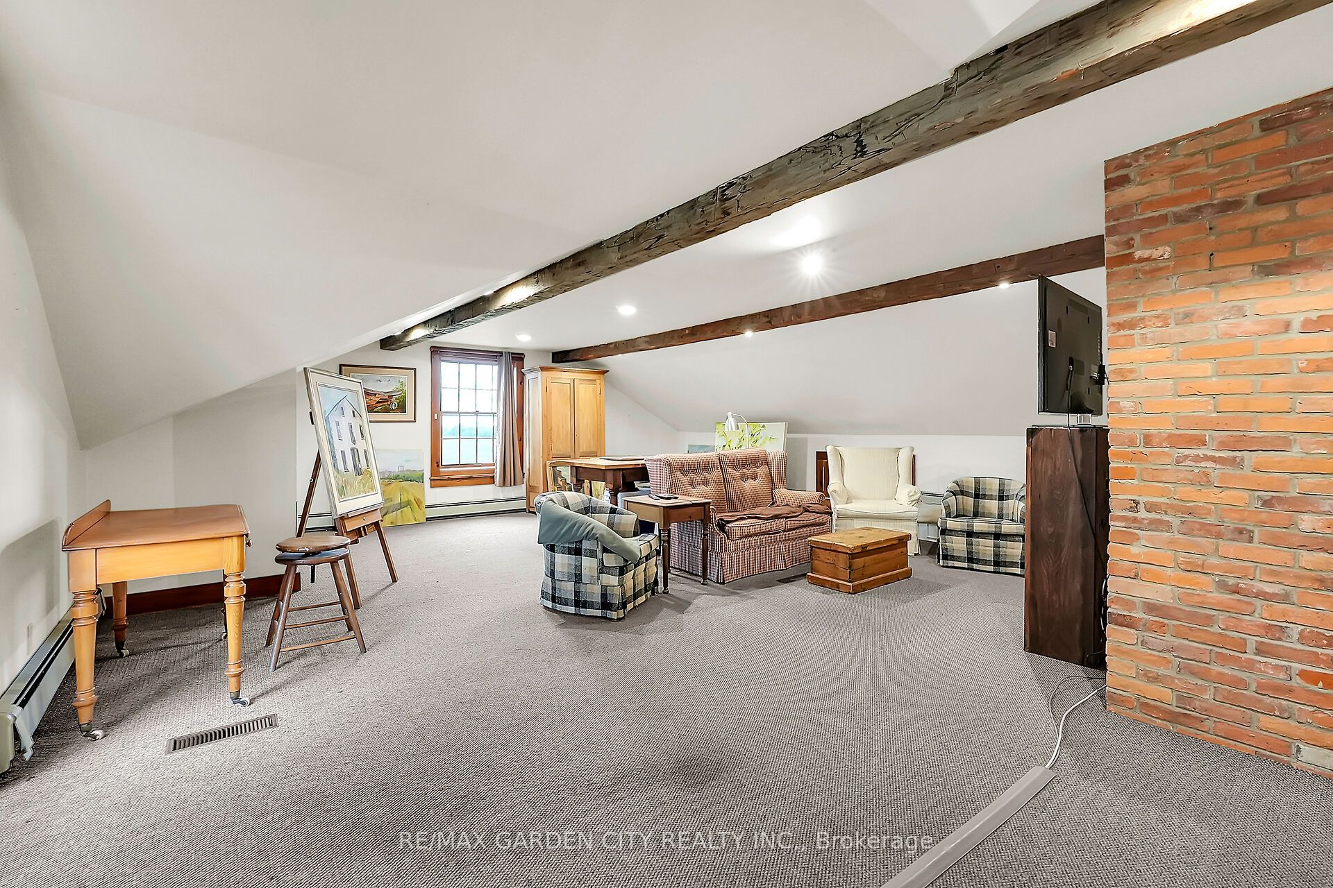 2432 Seburn Road Property Photo 24