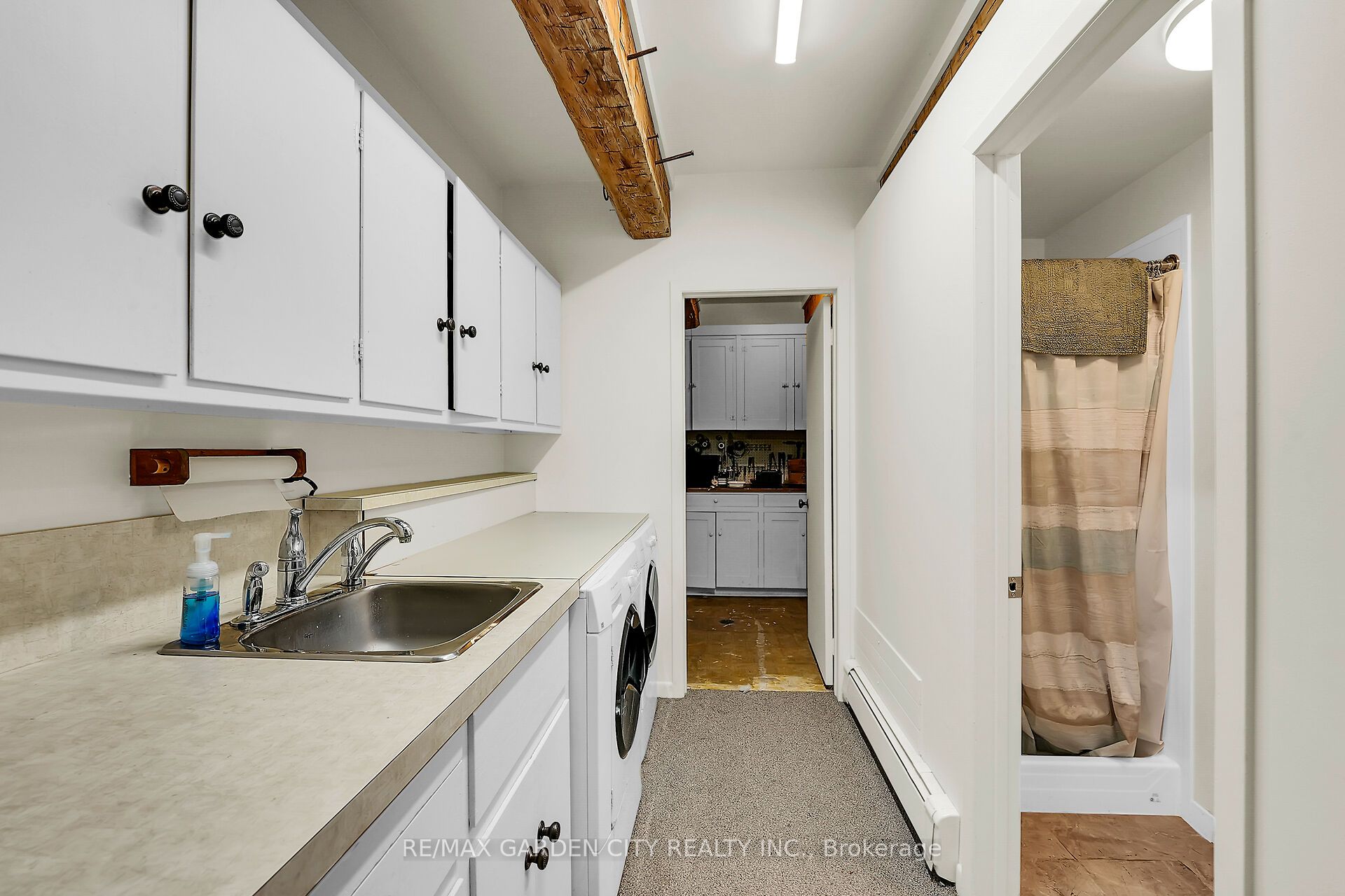 2432 Seburn Road Property Photo 28