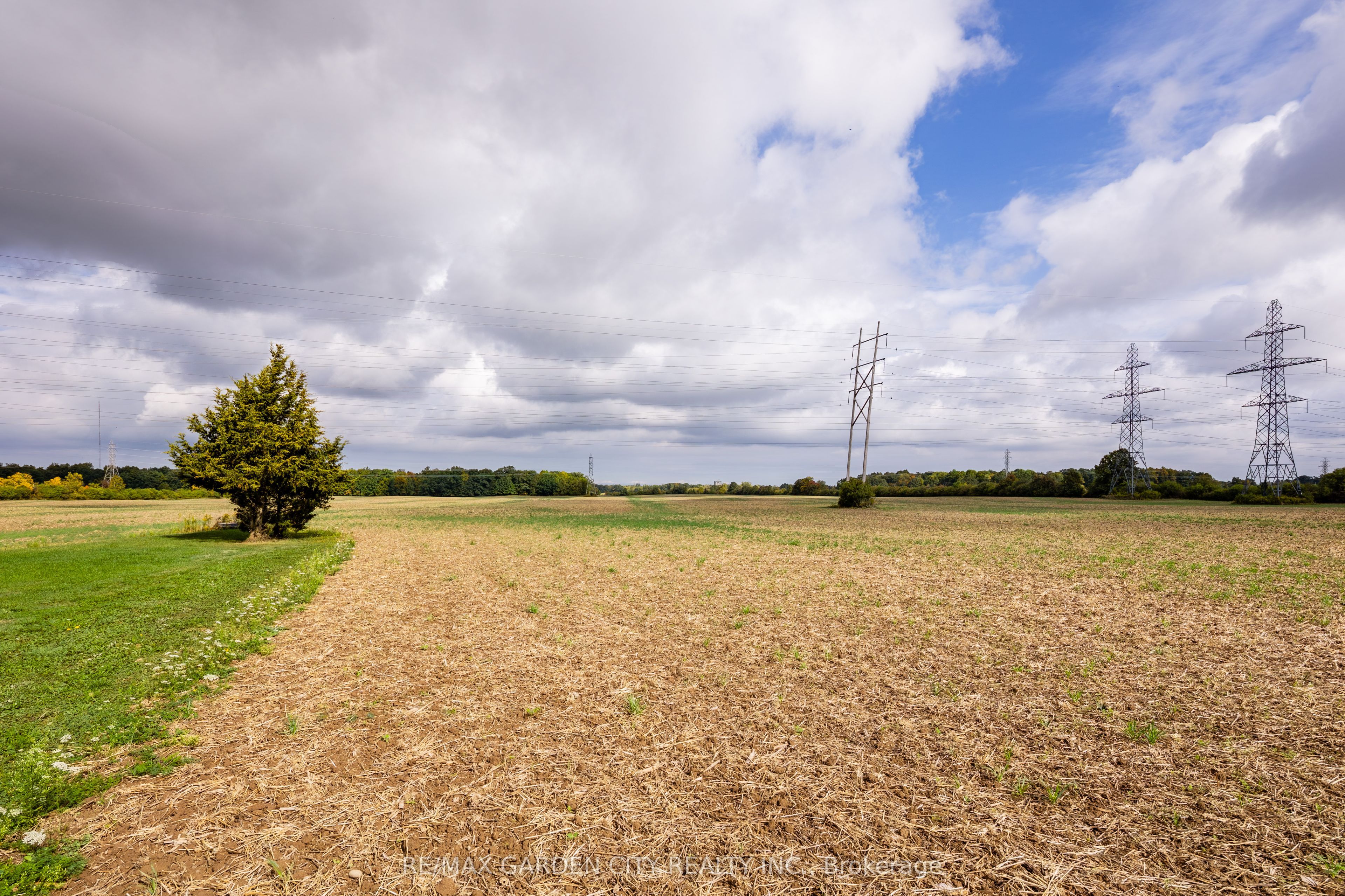 2432 Seburn Road Property Photo 42