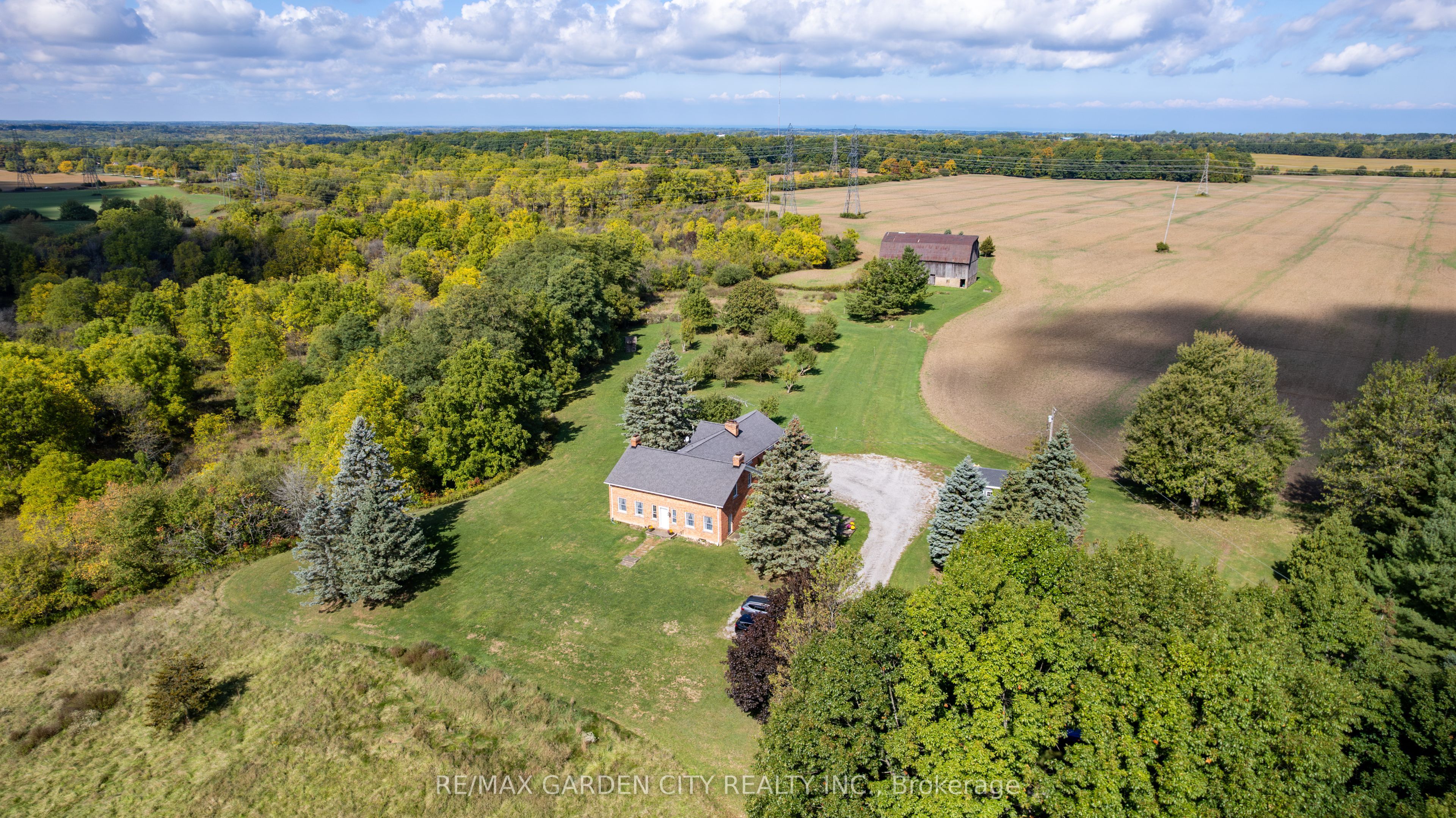 2432 Seburn Road Property Photo 1