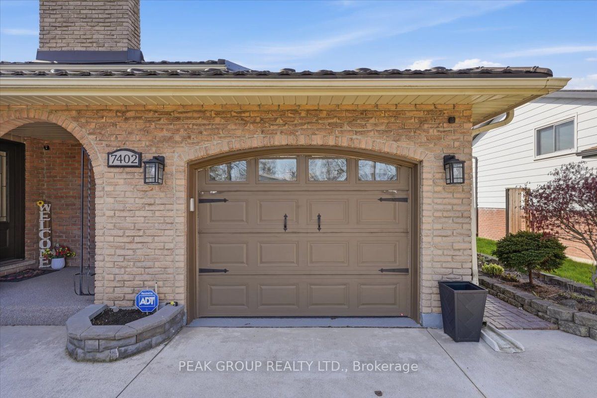 7402 Westfield Drive Property Photo 4