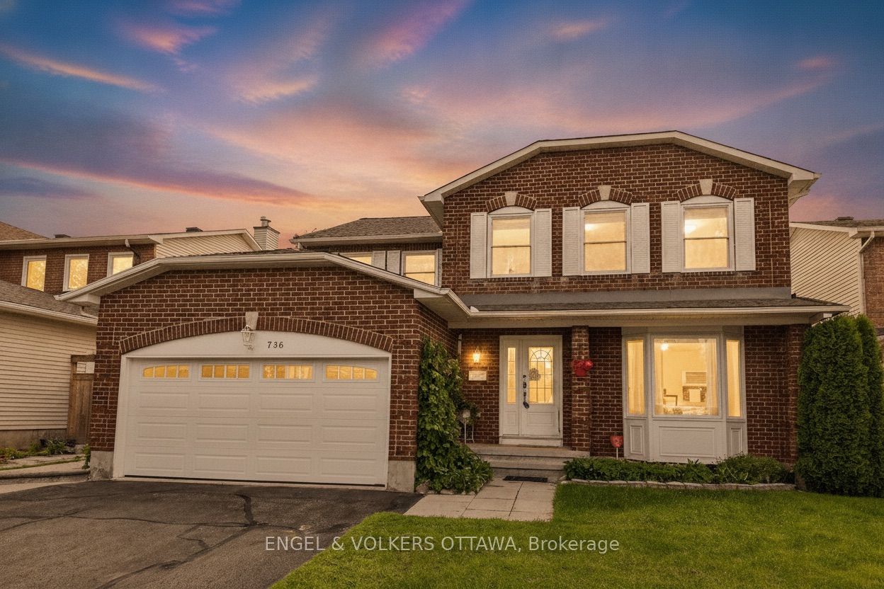 736 Hauteview Crescent Property Photo 1