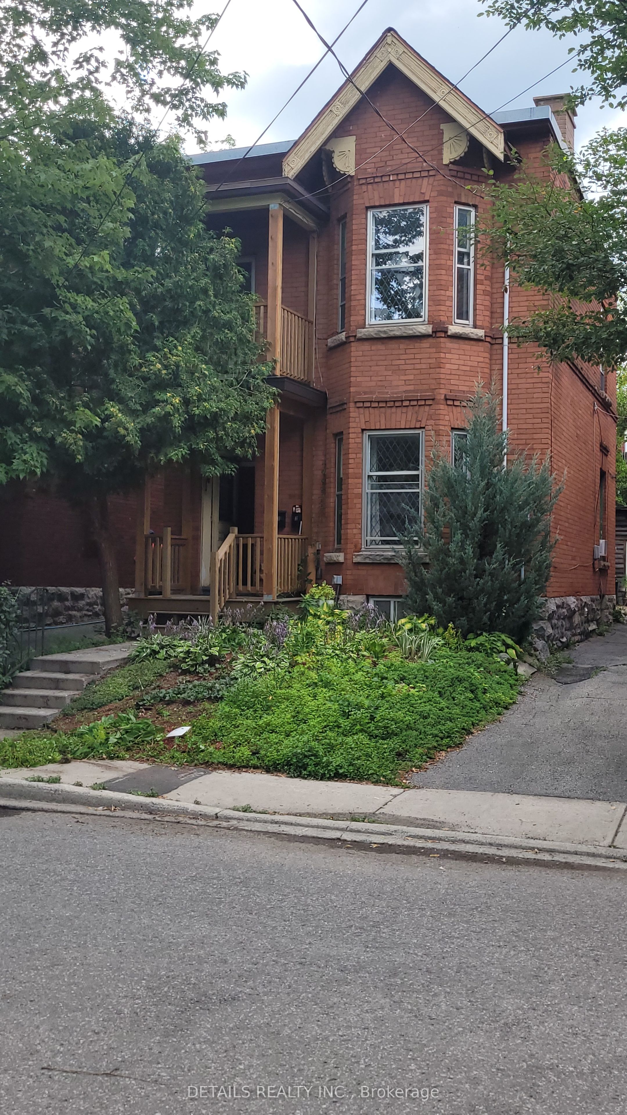 X13708184 Property Photo 1