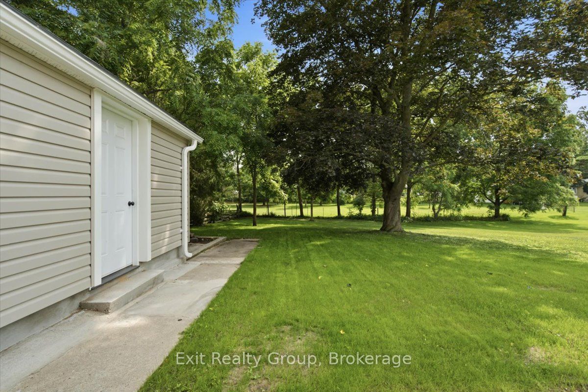 8 Albert Street Property Photo 40