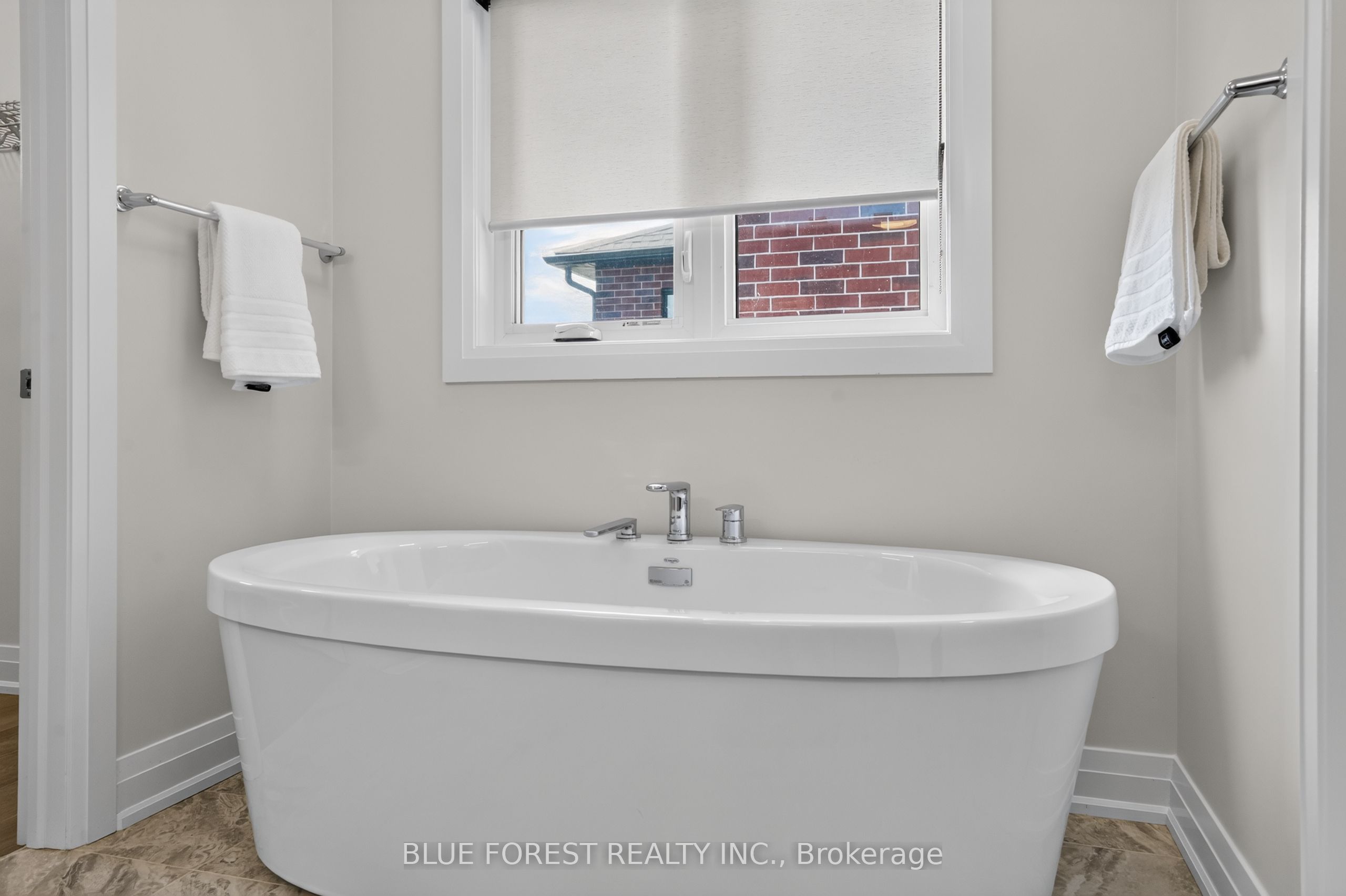 424 Warner Terrace Property Photo 19