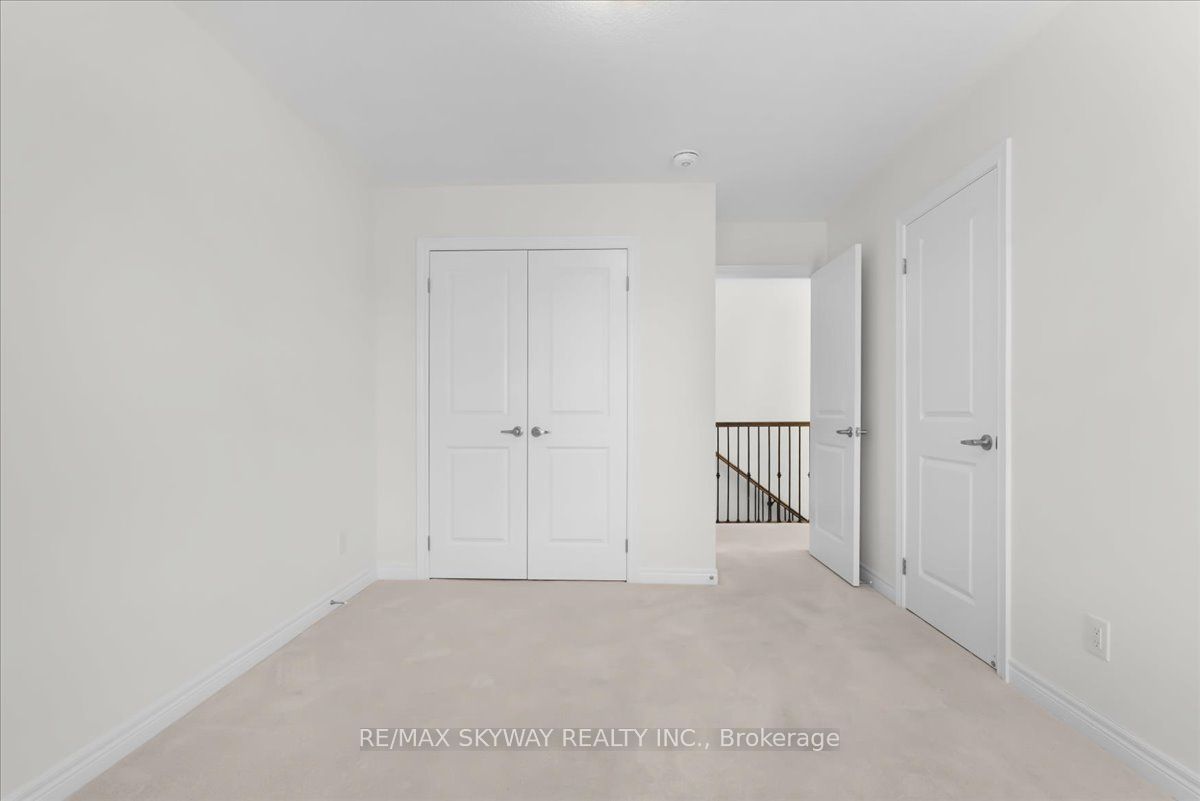 2 Georgina Street Property Photo 33