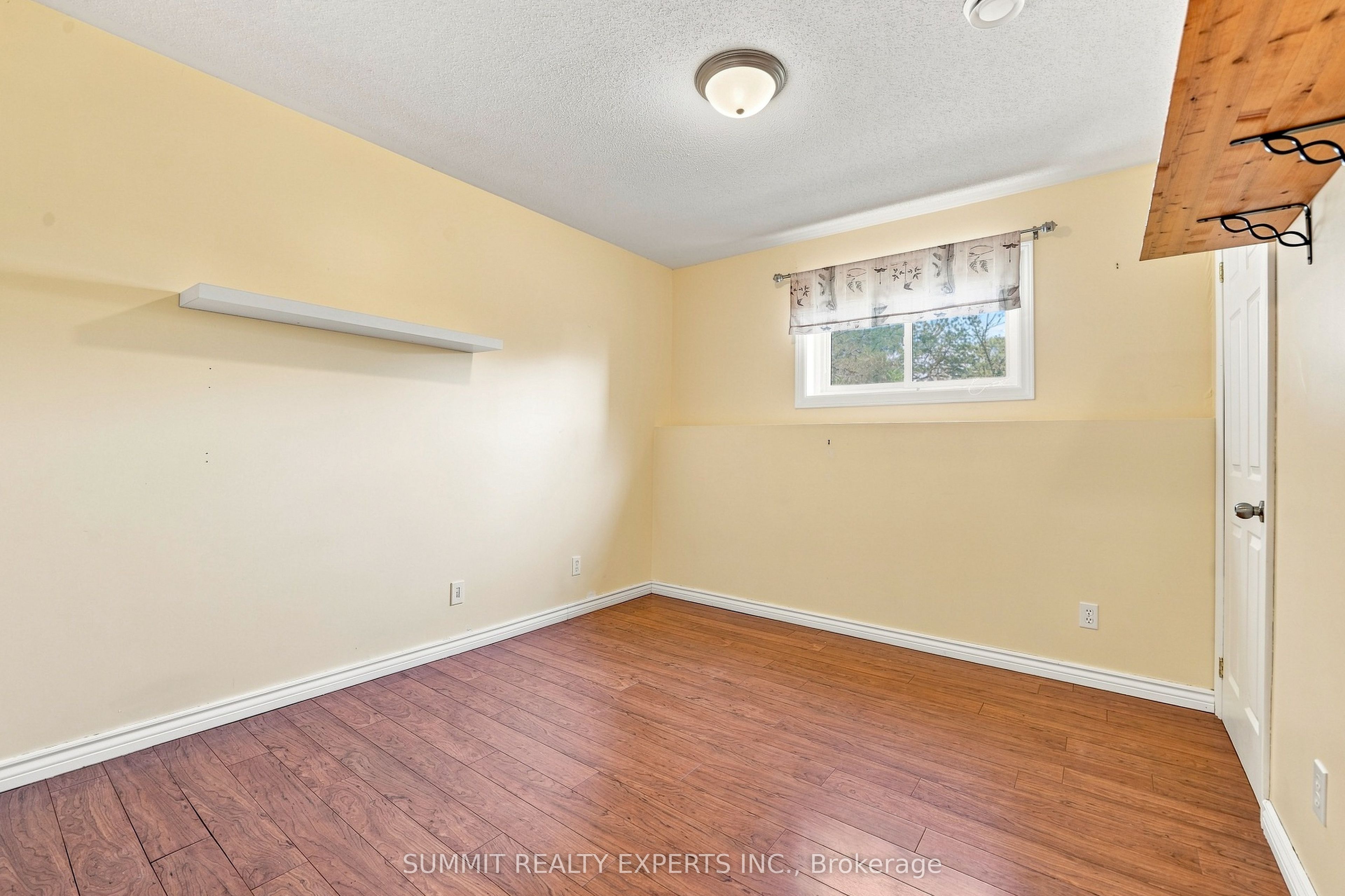 11 Liddle Lane Property Photo 38