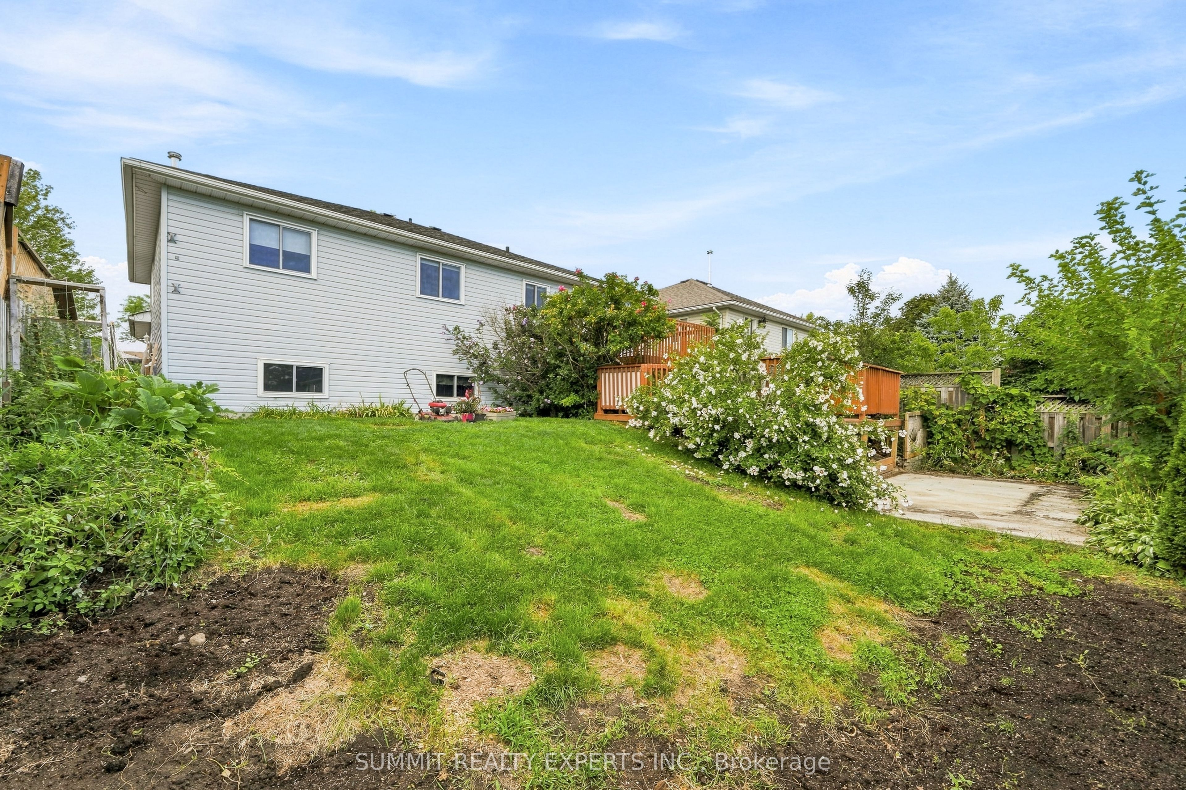 11 Liddle Lane Property Photo 47
