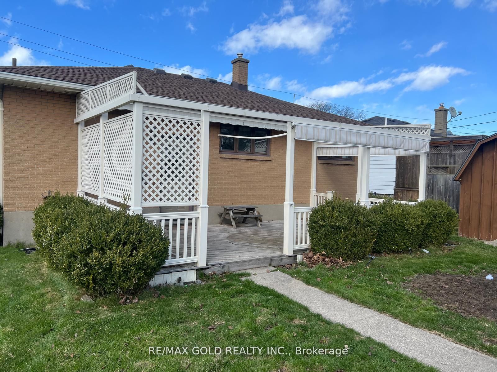 979 Wellington Street Property Photo 31