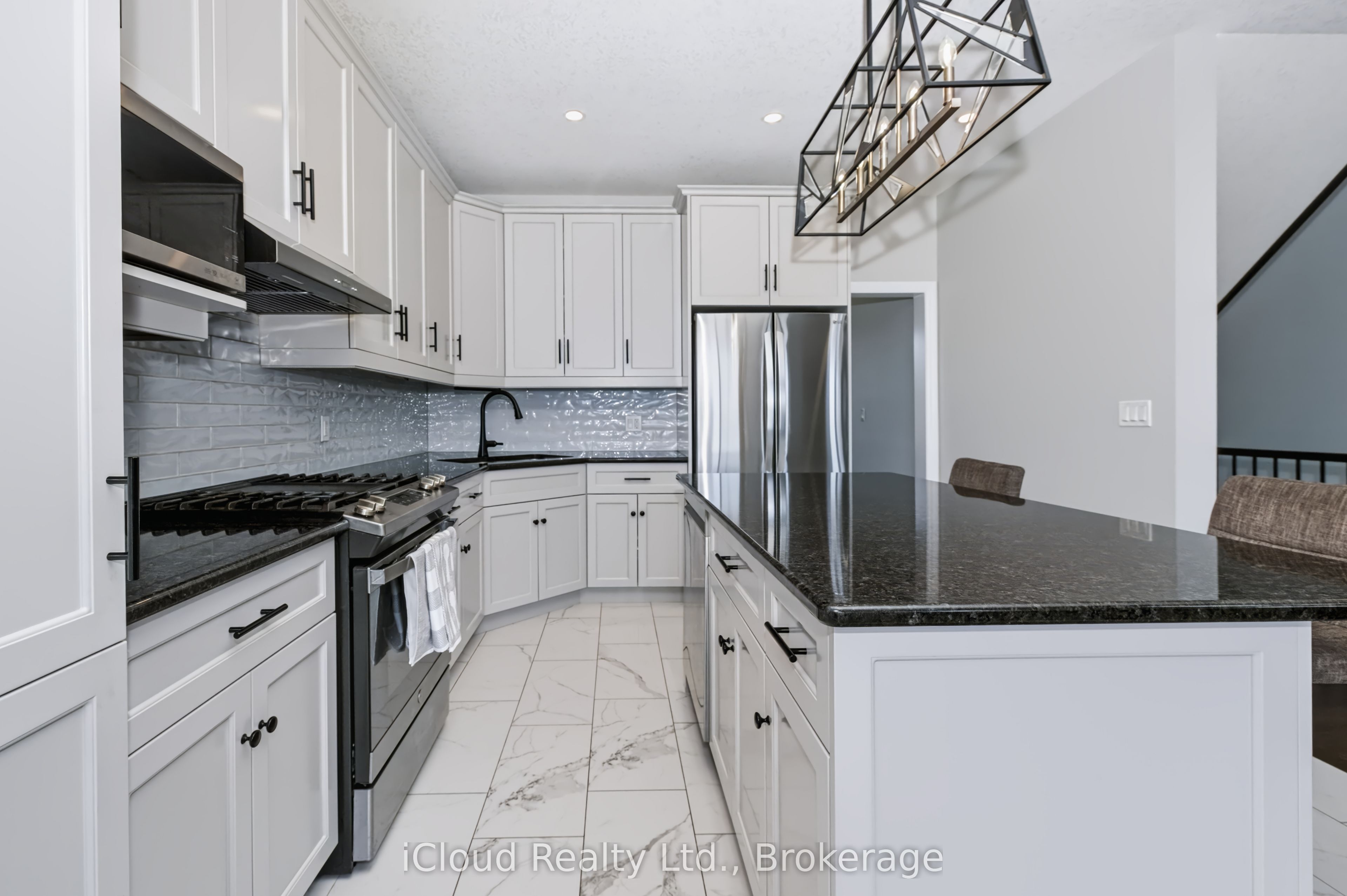 94 Beech Boulevard Property Photo 12