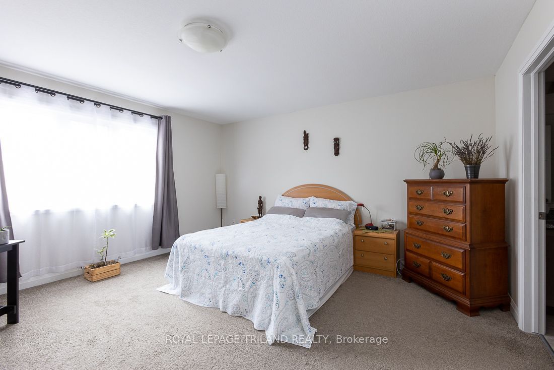 2040 Shore Road 106 Property Photo 15