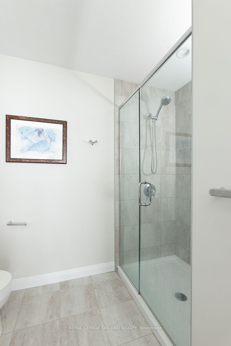 2040 Shore Road 106 Property Photo 19