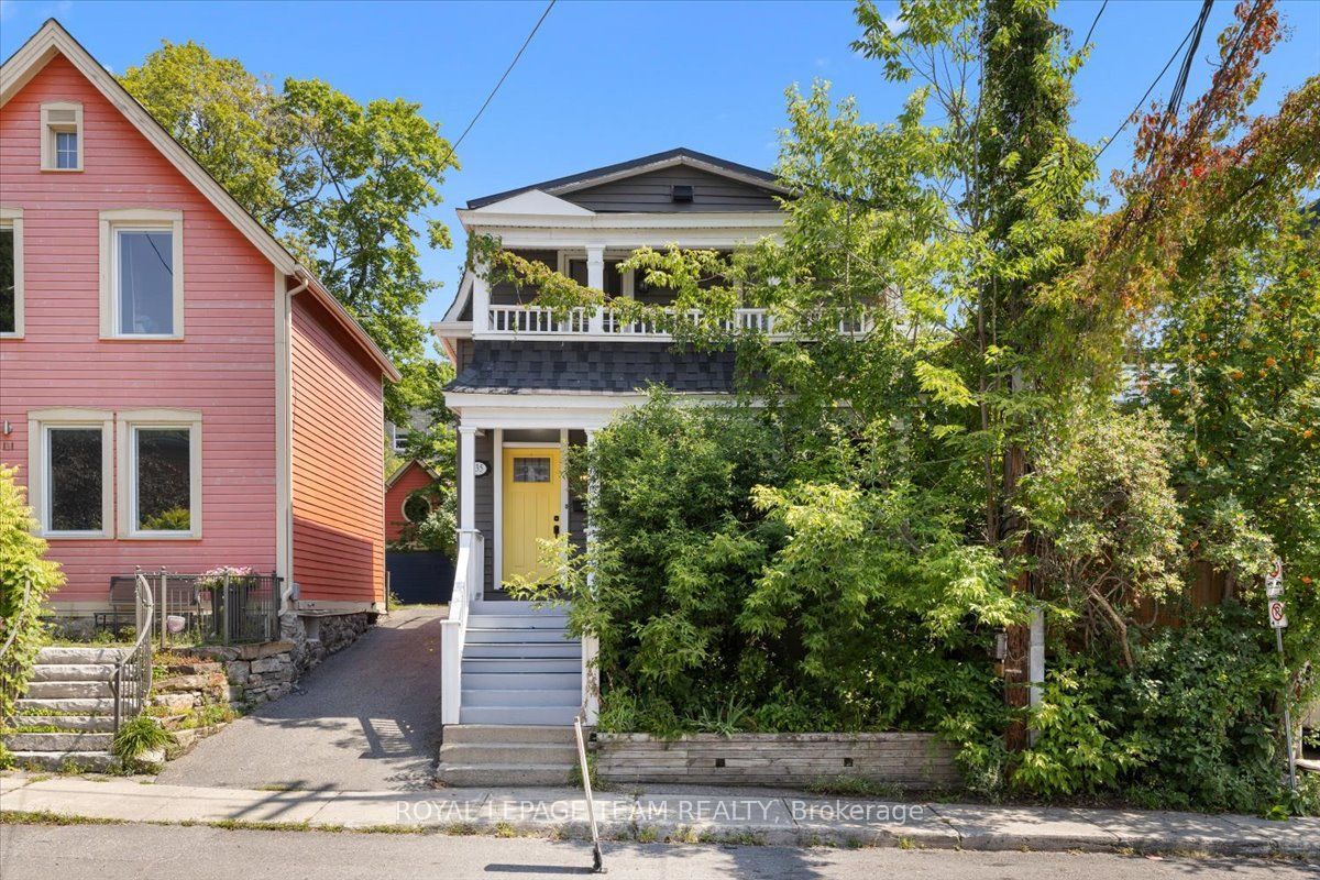 135 Upper Lorne Place Property Photo 2