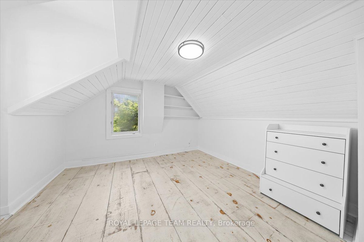 135 Upper Lorne Place Property Photo 29