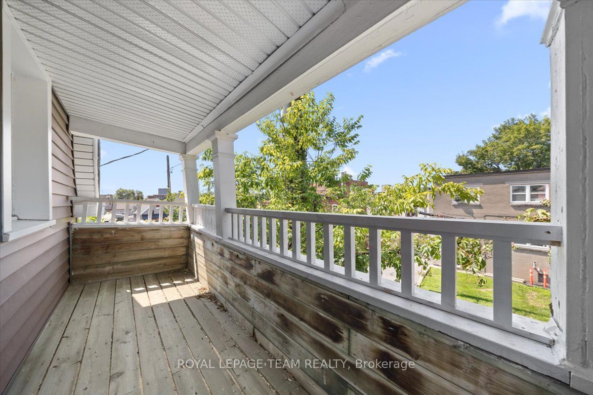 135 Upper Lorne Place Property Photo 32