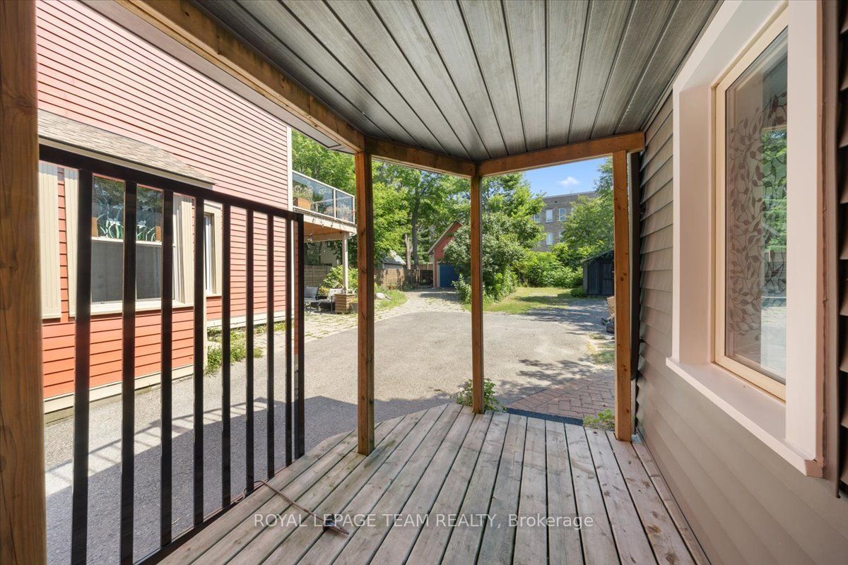 135 Upper Lorne Place Property Photo 35