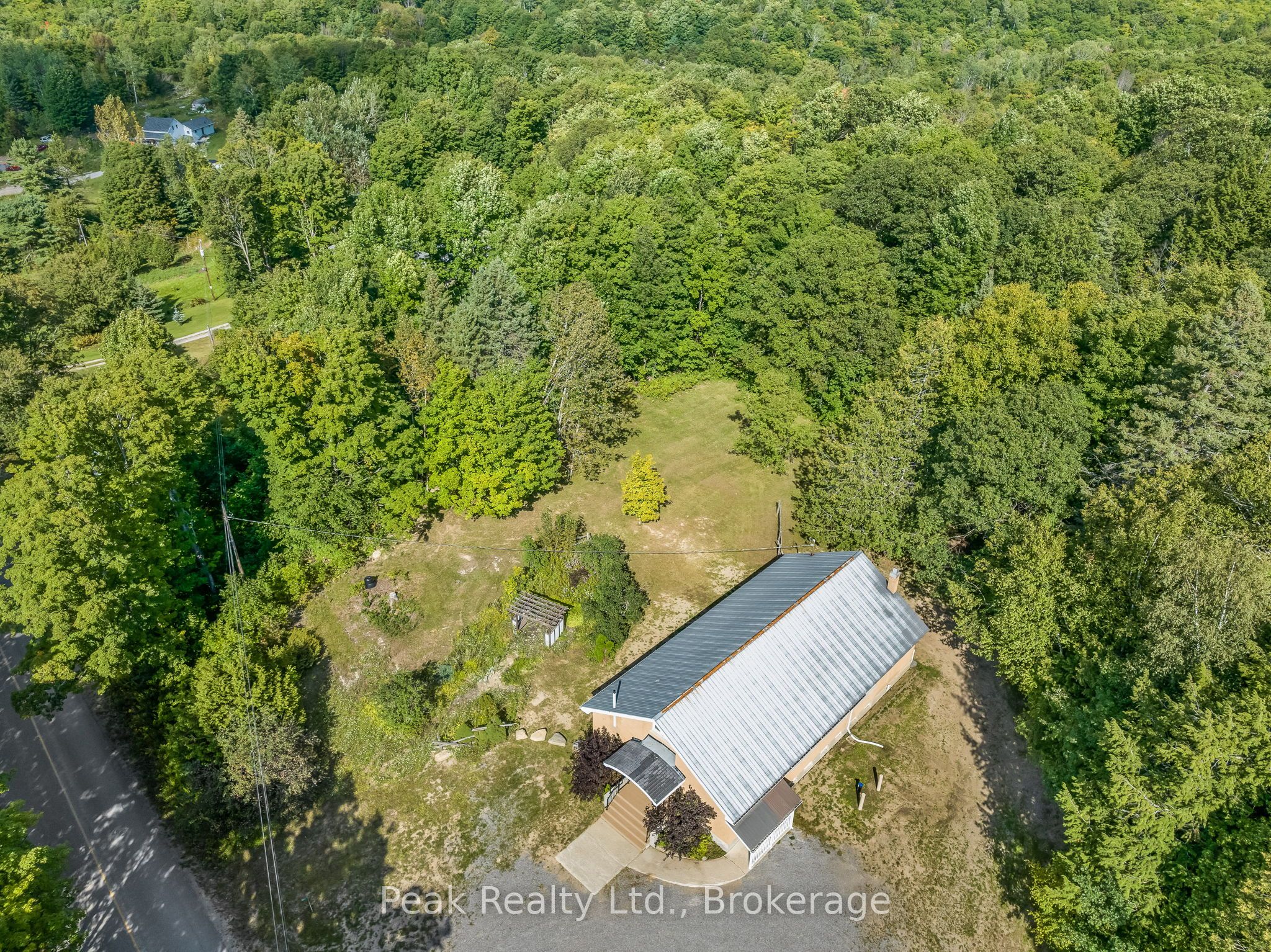 1812 Frontenac Road Property Photo 5