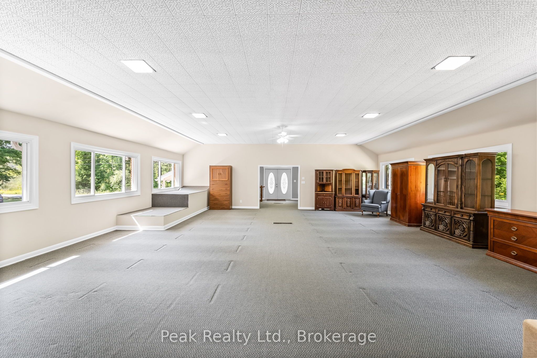 1812 Frontenac Road Property Photo 21