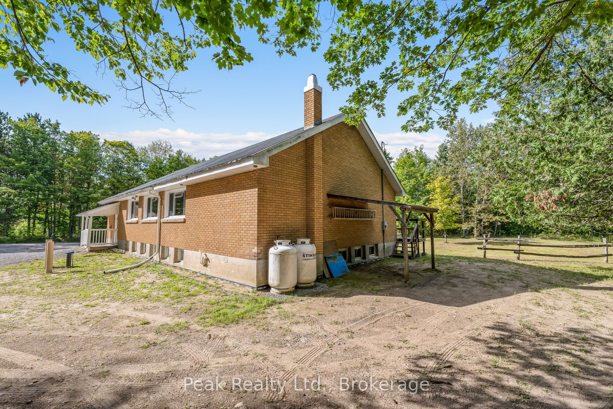 1812 Frontenac Road Property Photo 45