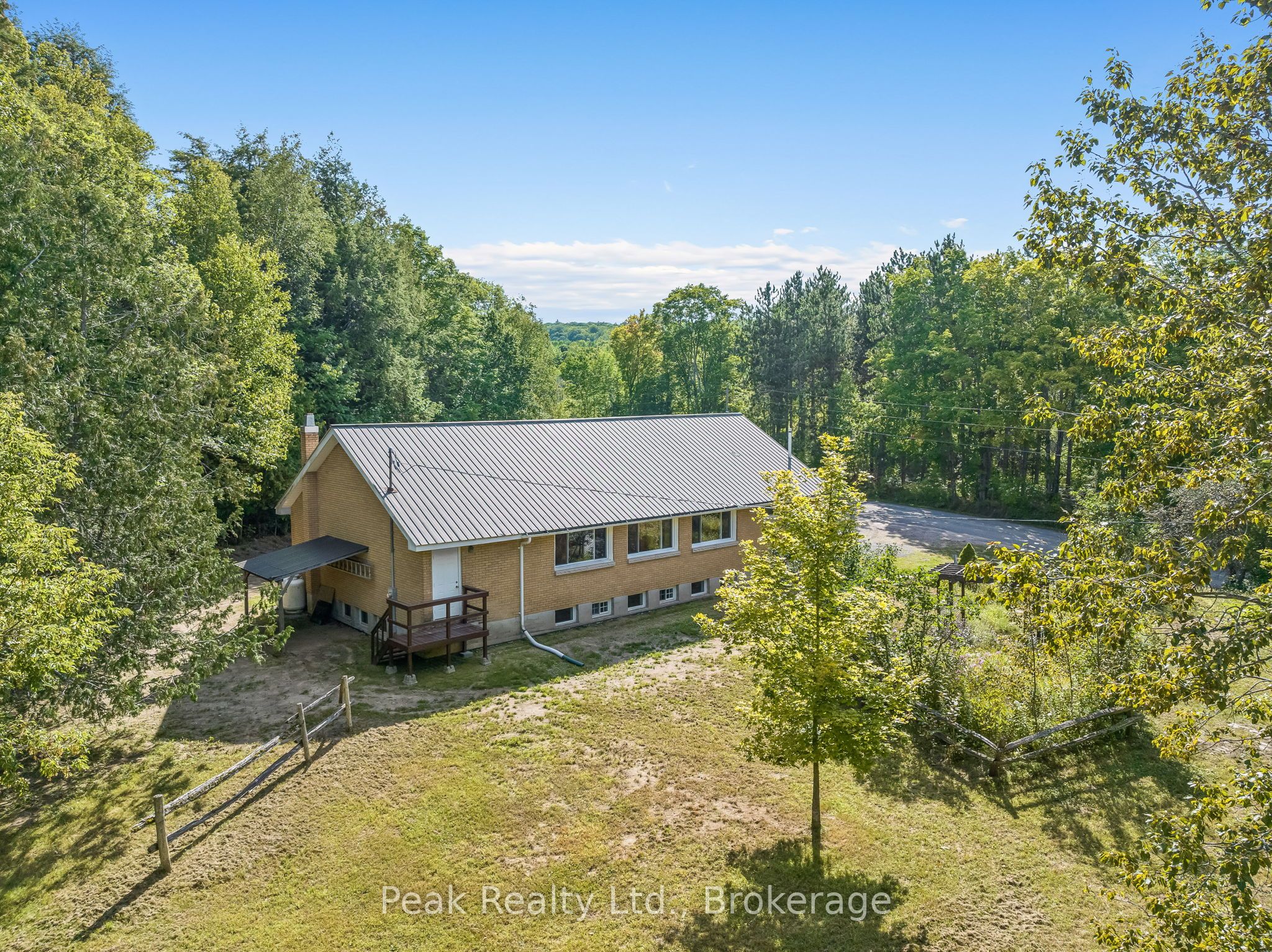 1812 Frontenac Road Property Photo 47