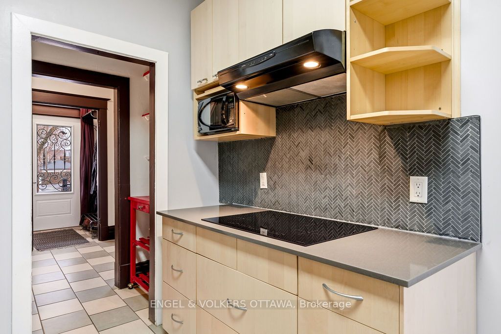 475 Kent Street Property Photo 19
