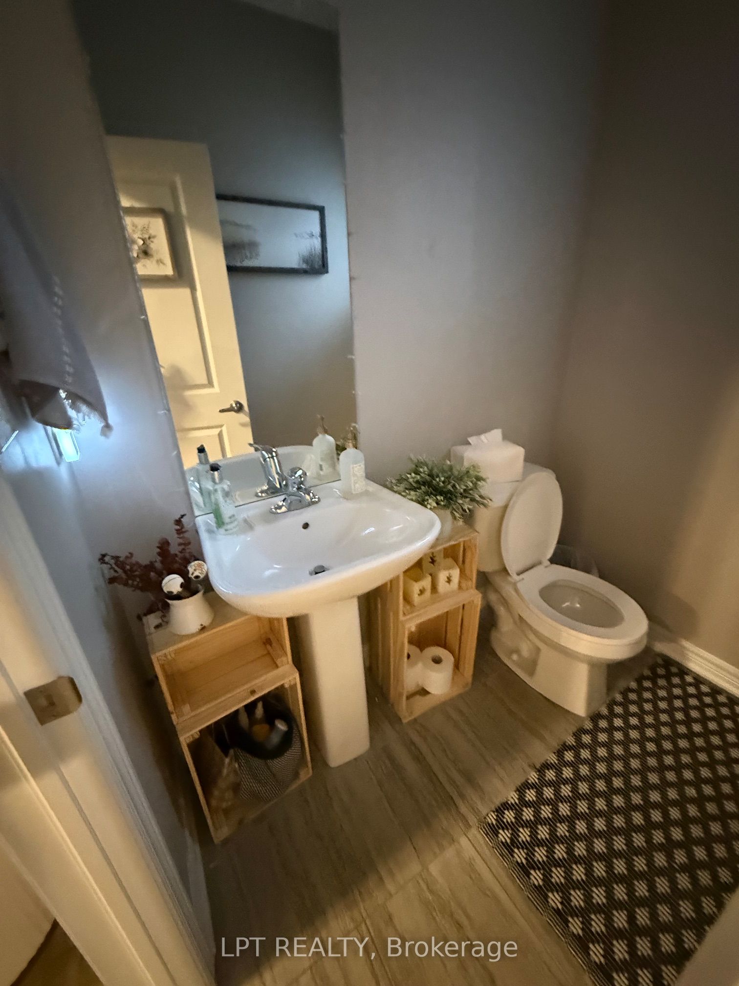 50 Spring Crest (upper Unit) Way Property Photo 3