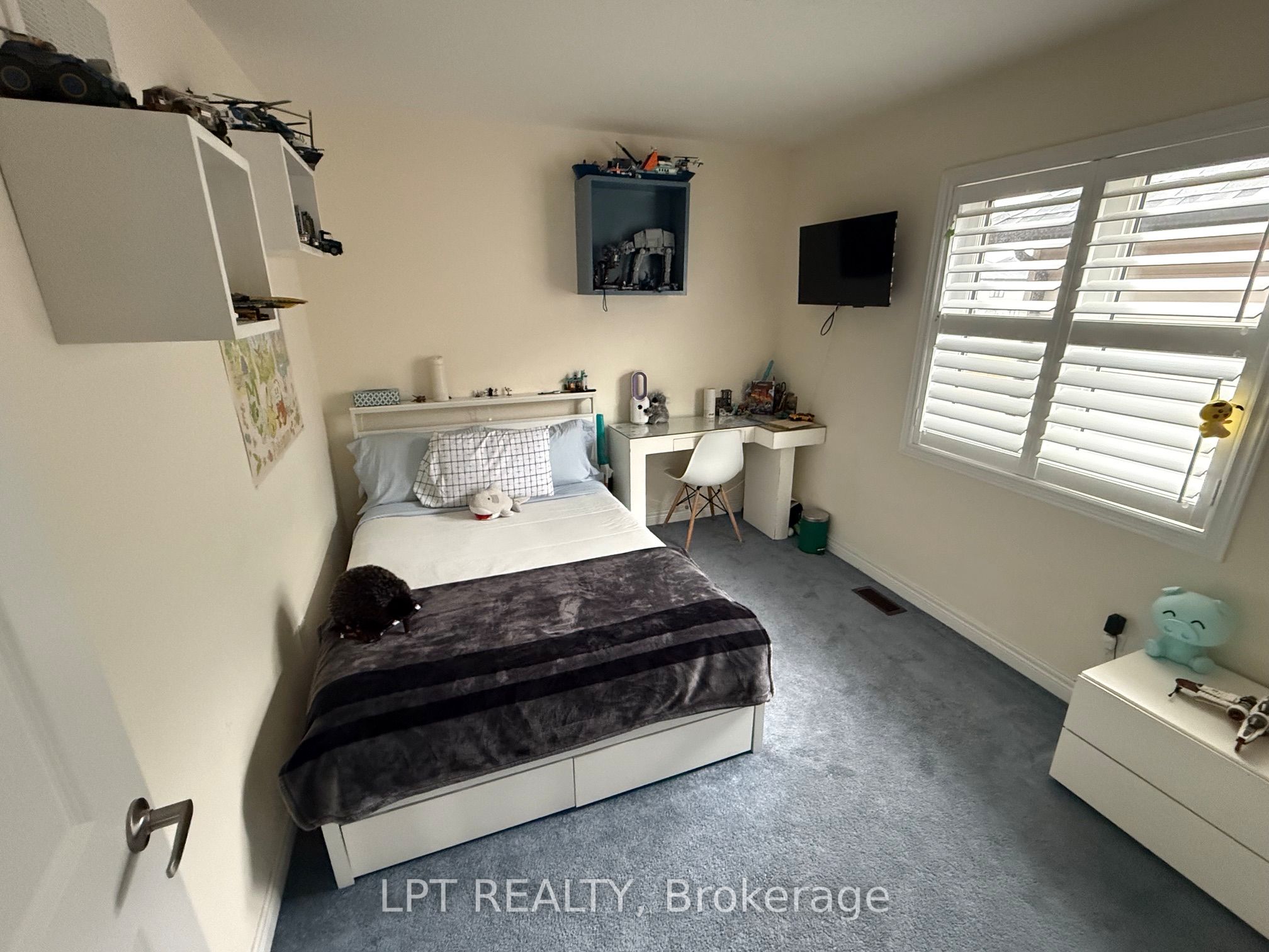 50 Spring Crest (upper Unit) Way Property Photo 4