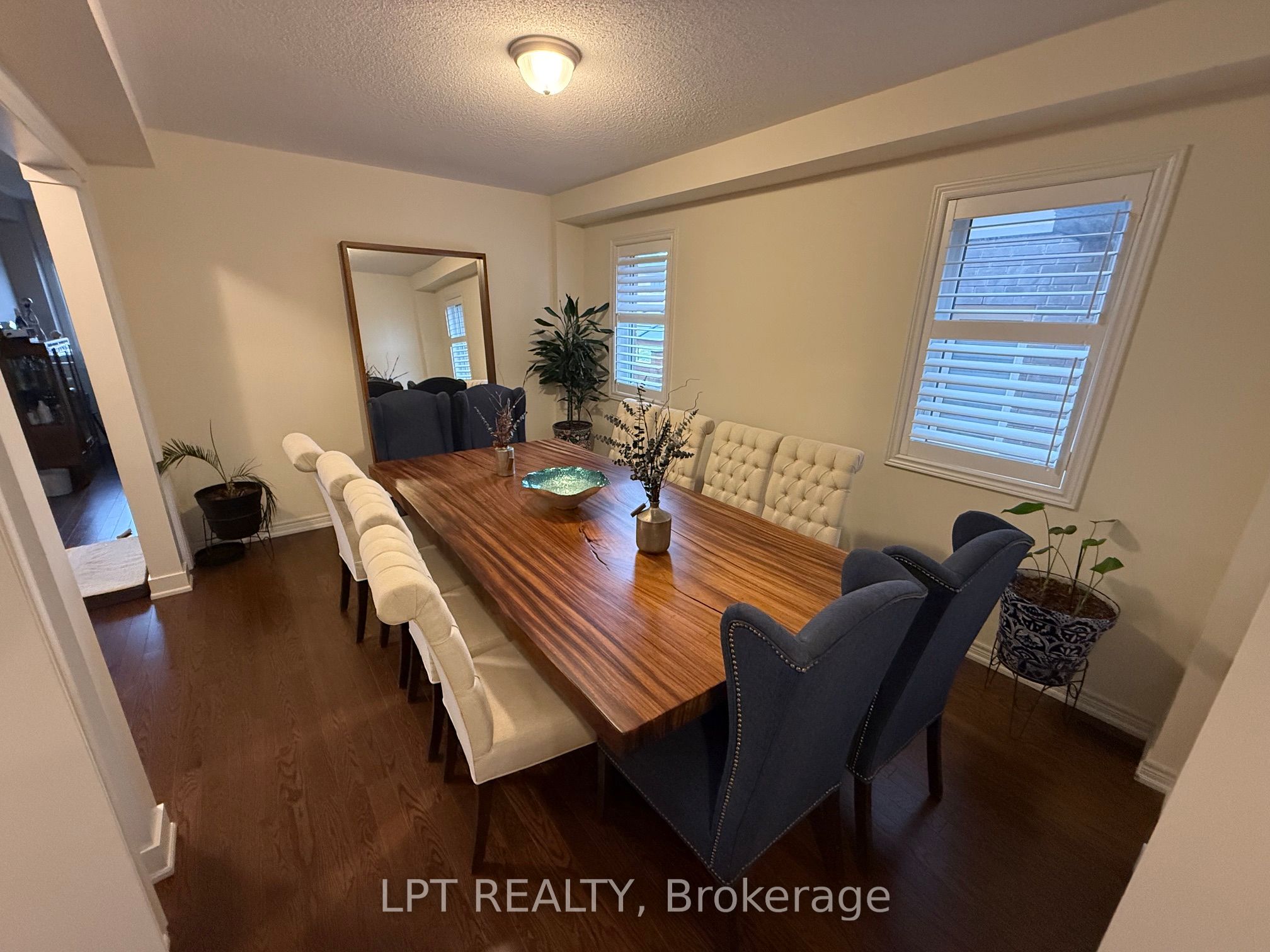 50 Spring Crest (upper Unit) Way Property Photo 8