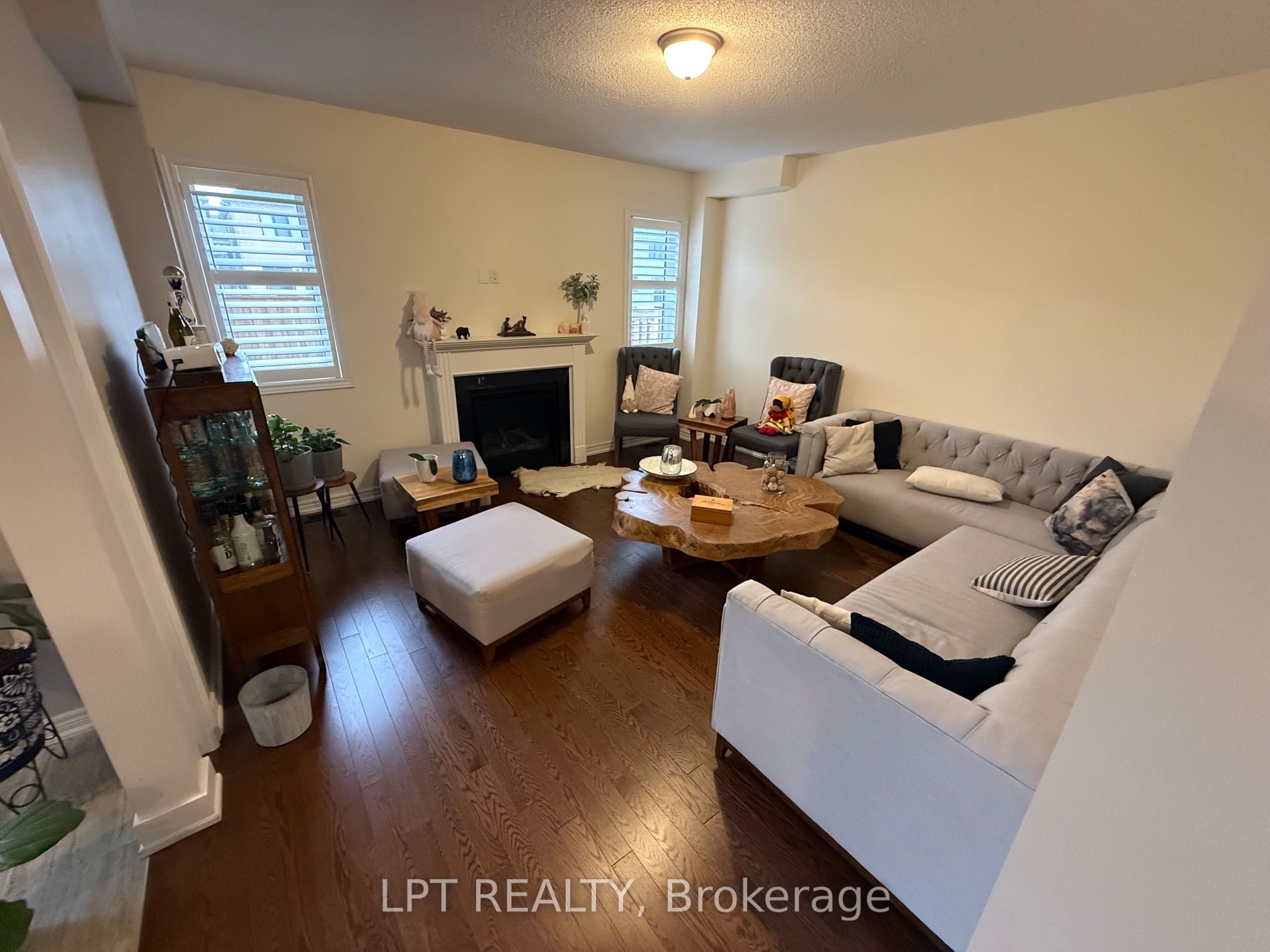 50 Spring Crest (upper Unit) Way Property Photo 11