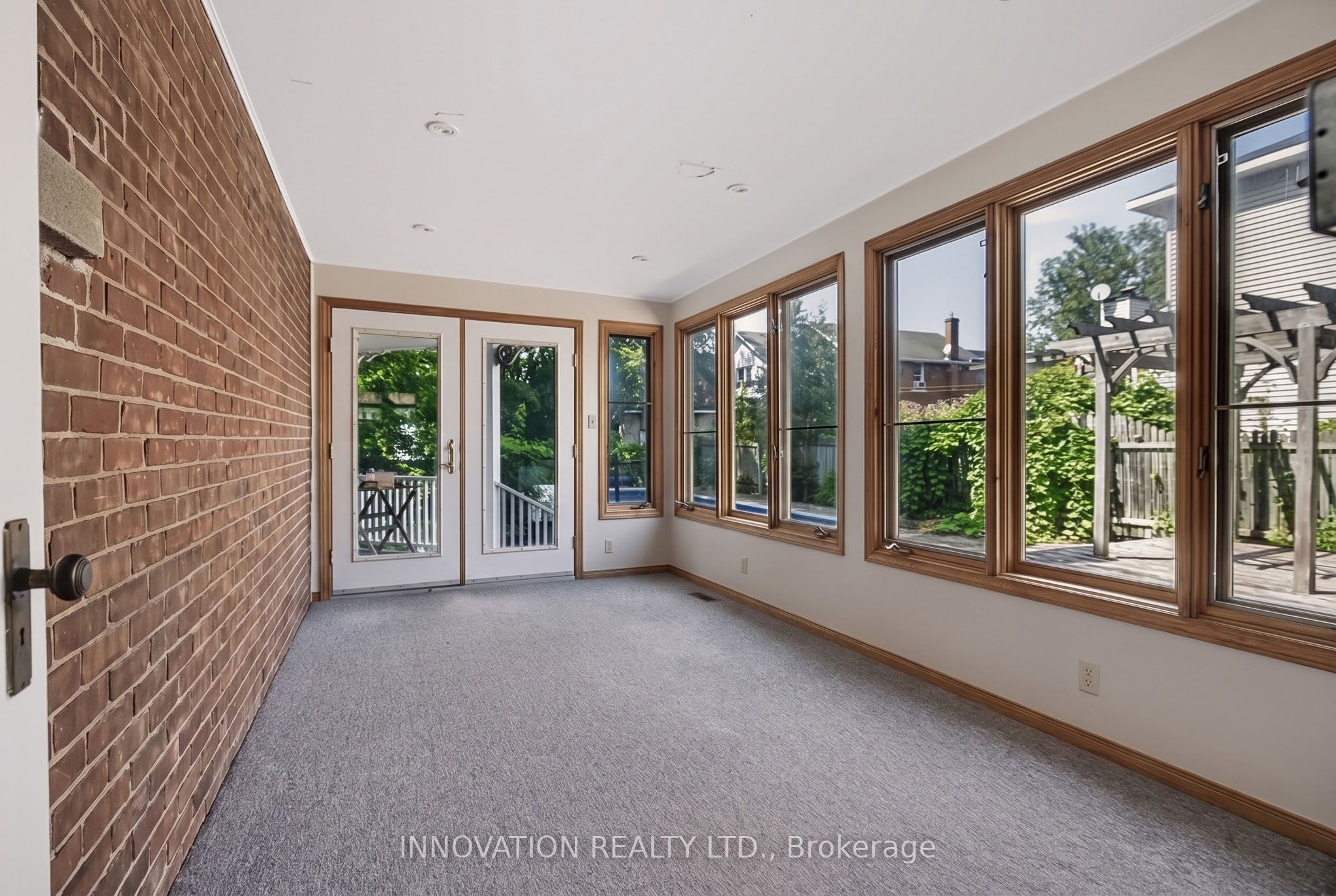 262 Bell Street Property Photo 15