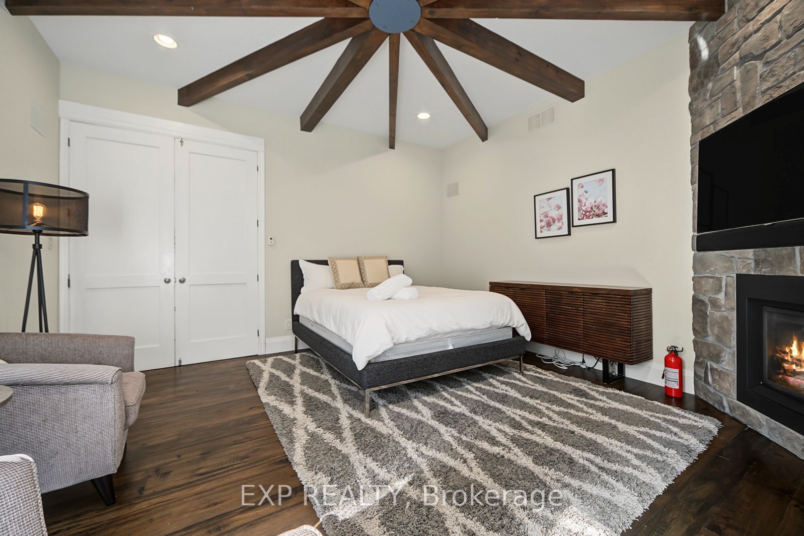 106 Plater Street Property Photo 37