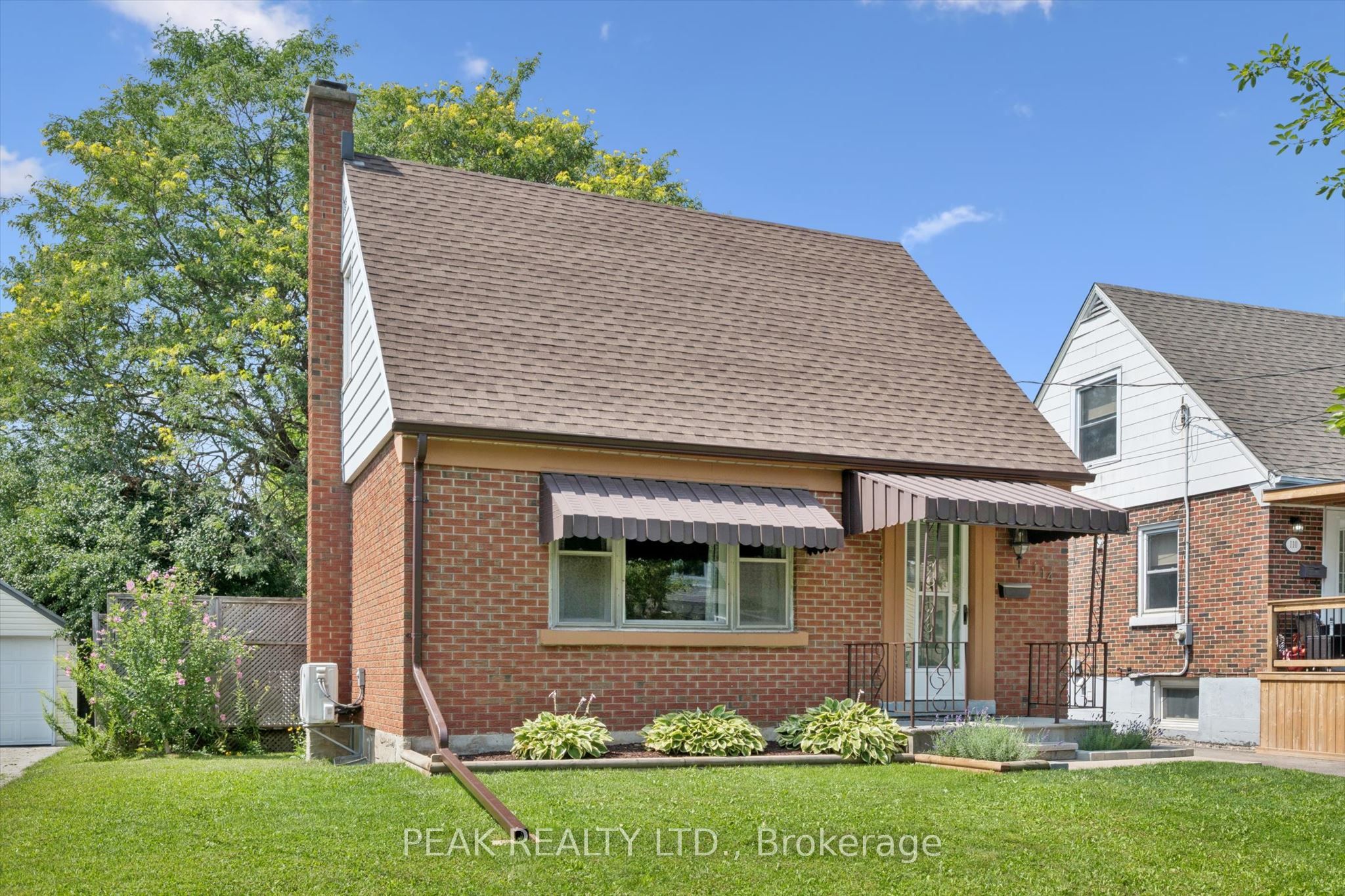 114 Lorne Crescent Property Photo 4