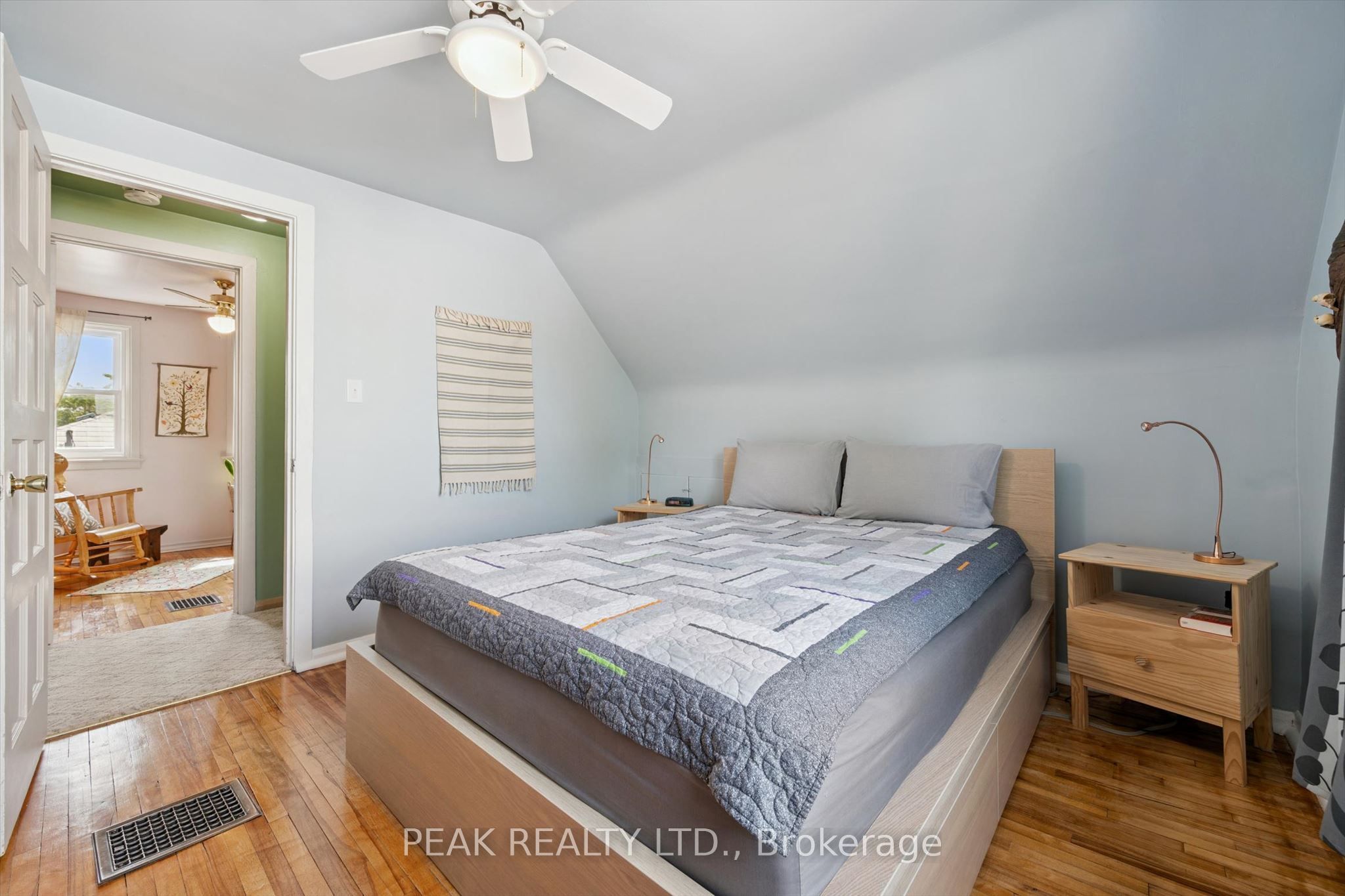 114 Lorne Crescent Property Photo 18