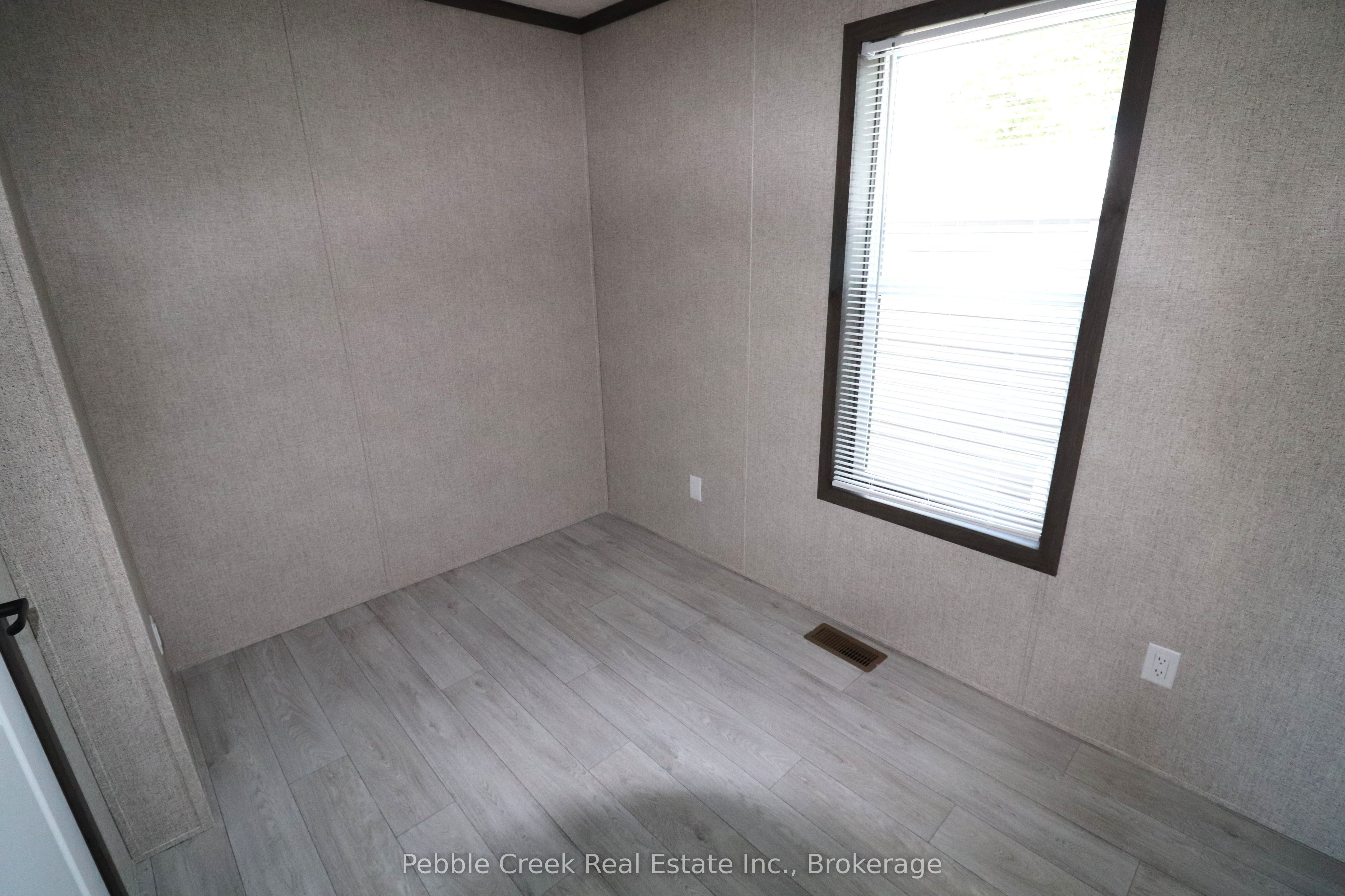 17 Sutton Drive Property Photo 11