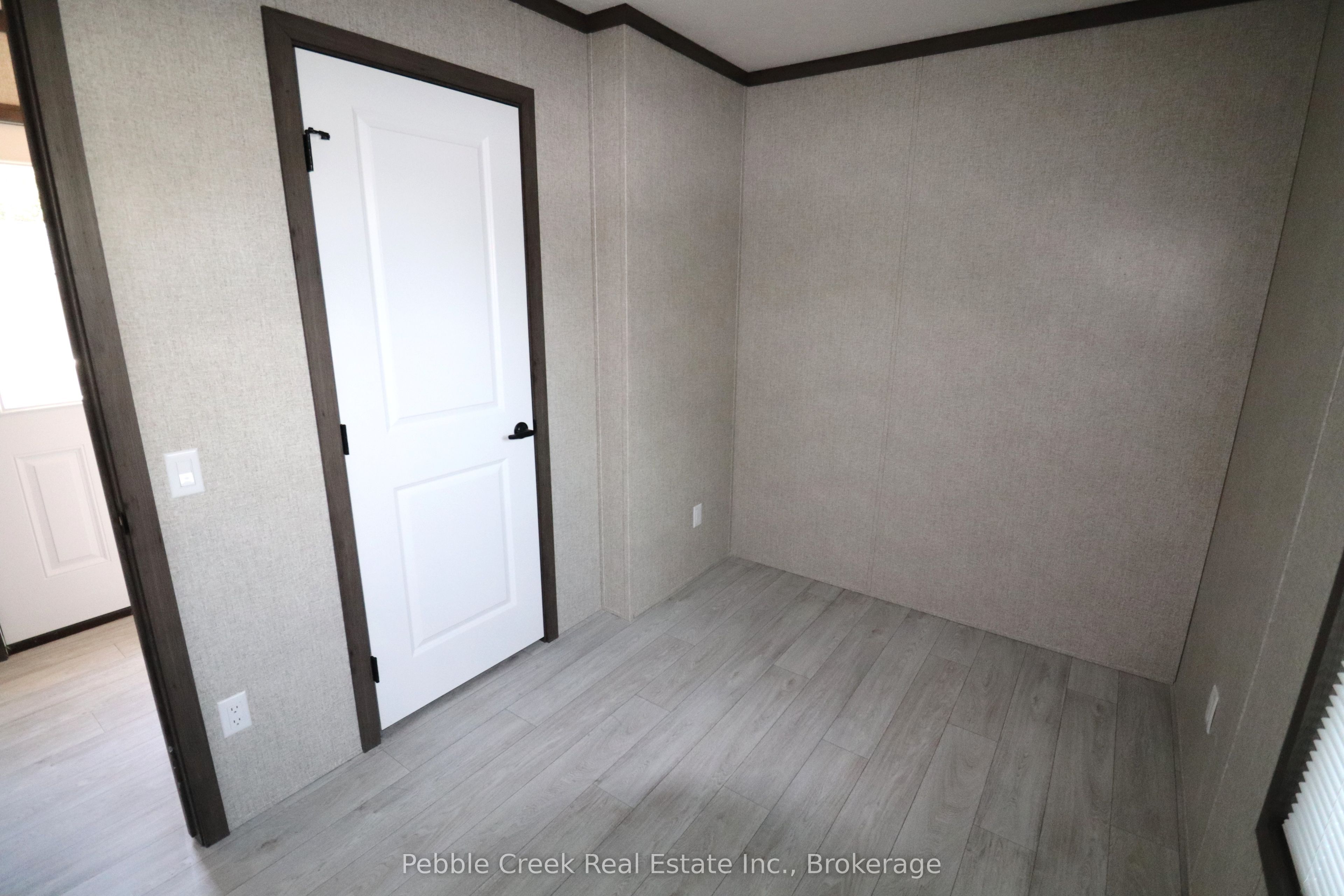 17 Sutton Drive Property Photo 12