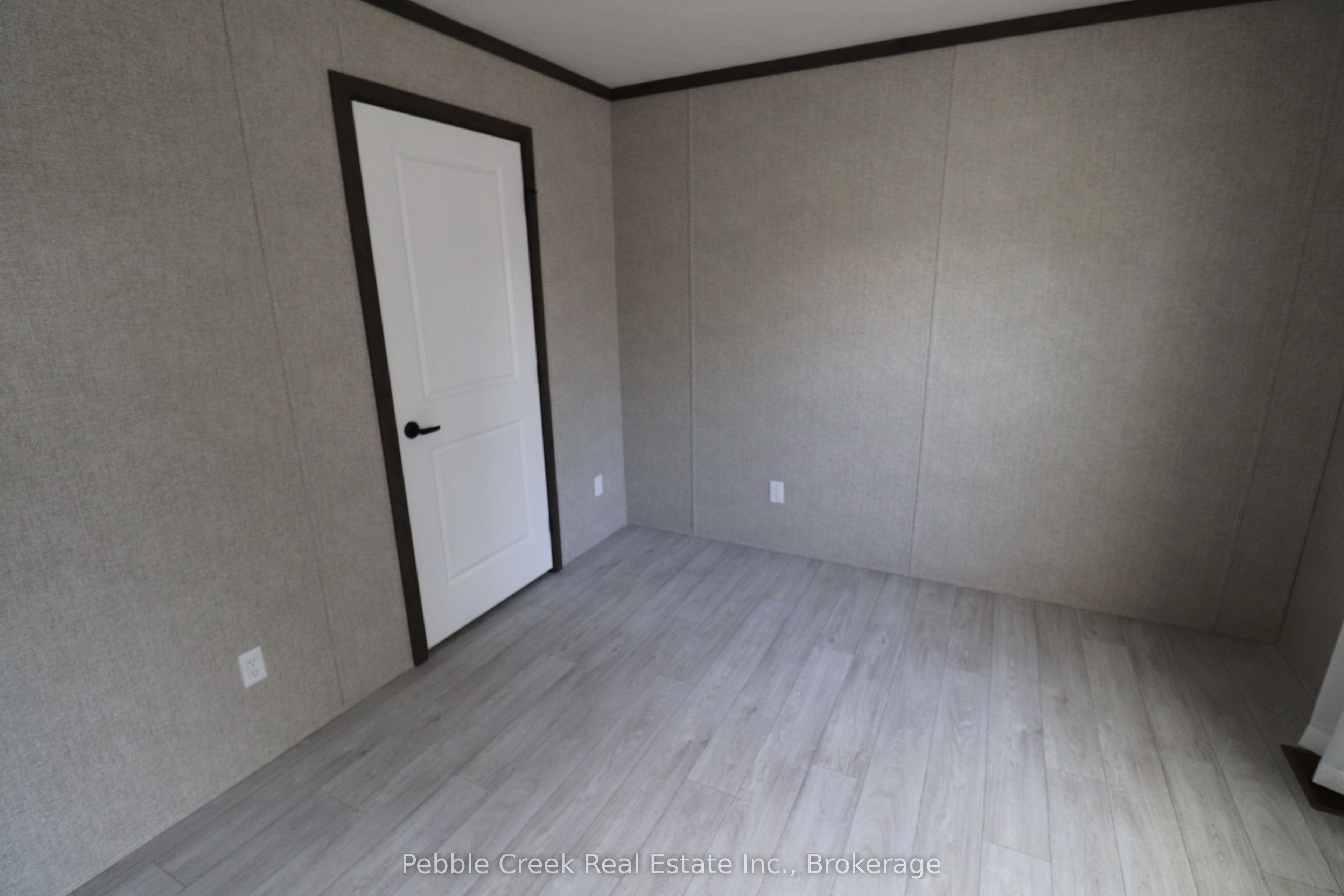 17 Sutton Drive Property Photo 14