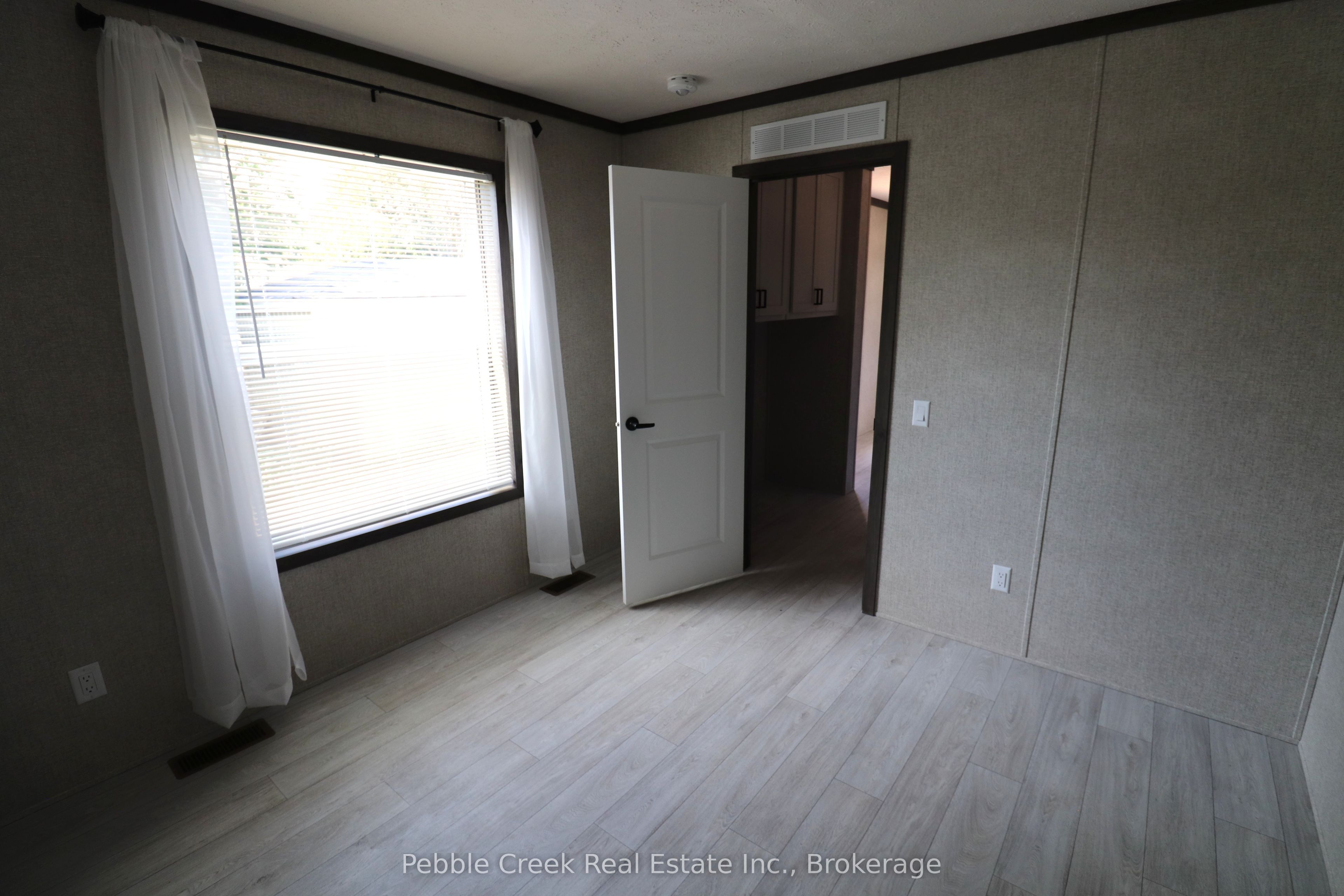 17 Sutton Drive Property Photo 15
