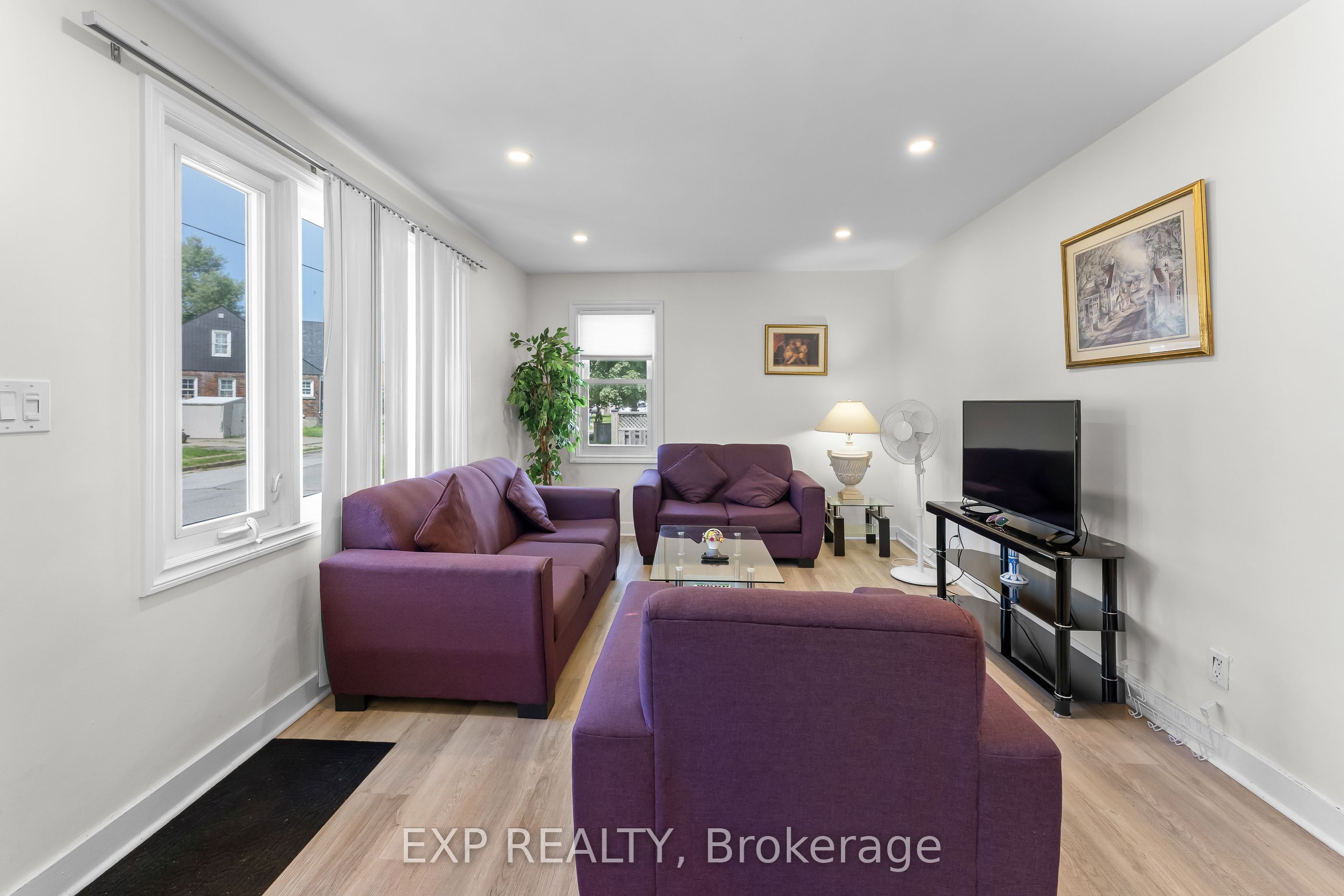 6304 Finlay Avenue Property Photo 8