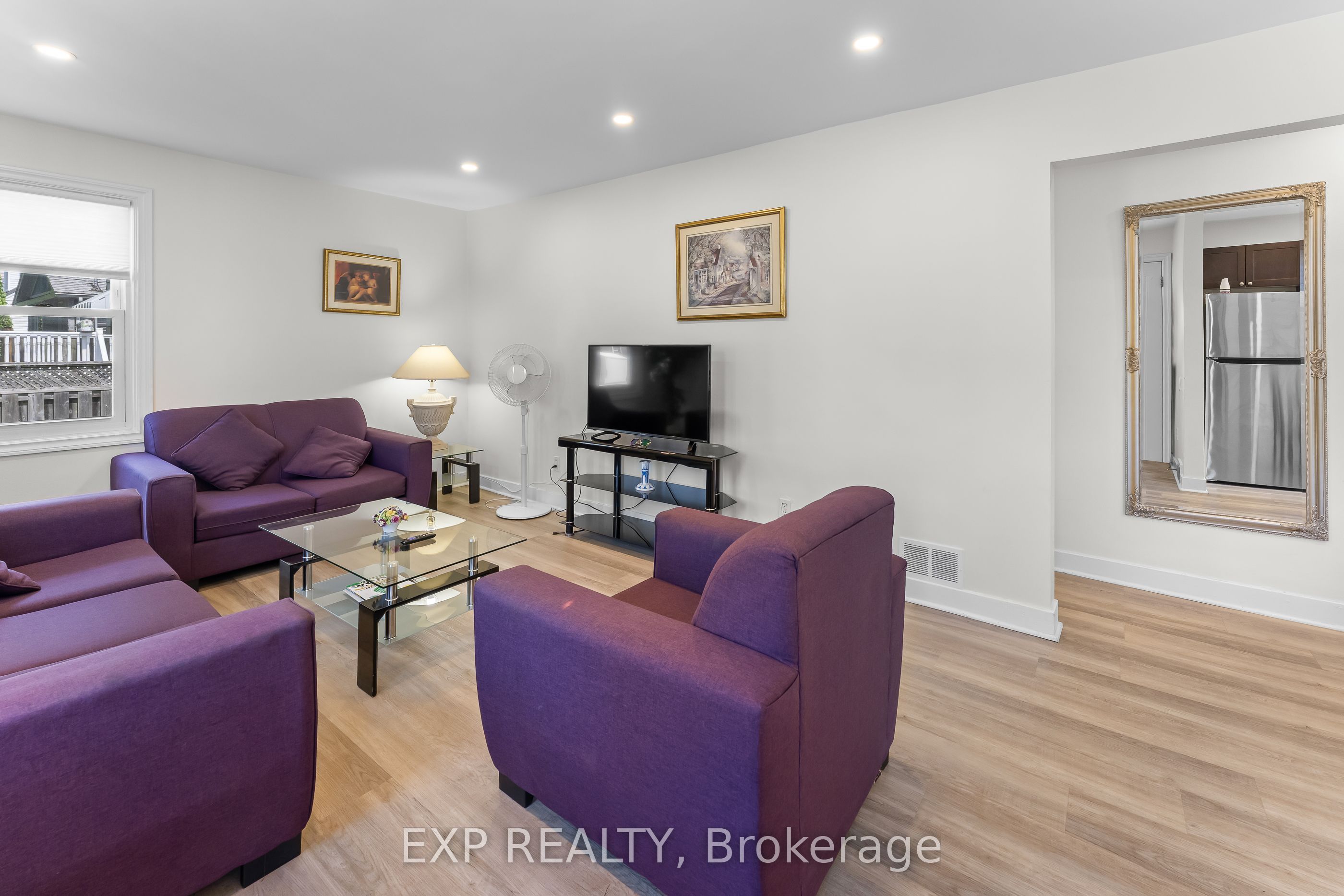 6304 Finlay Avenue Property Photo 9