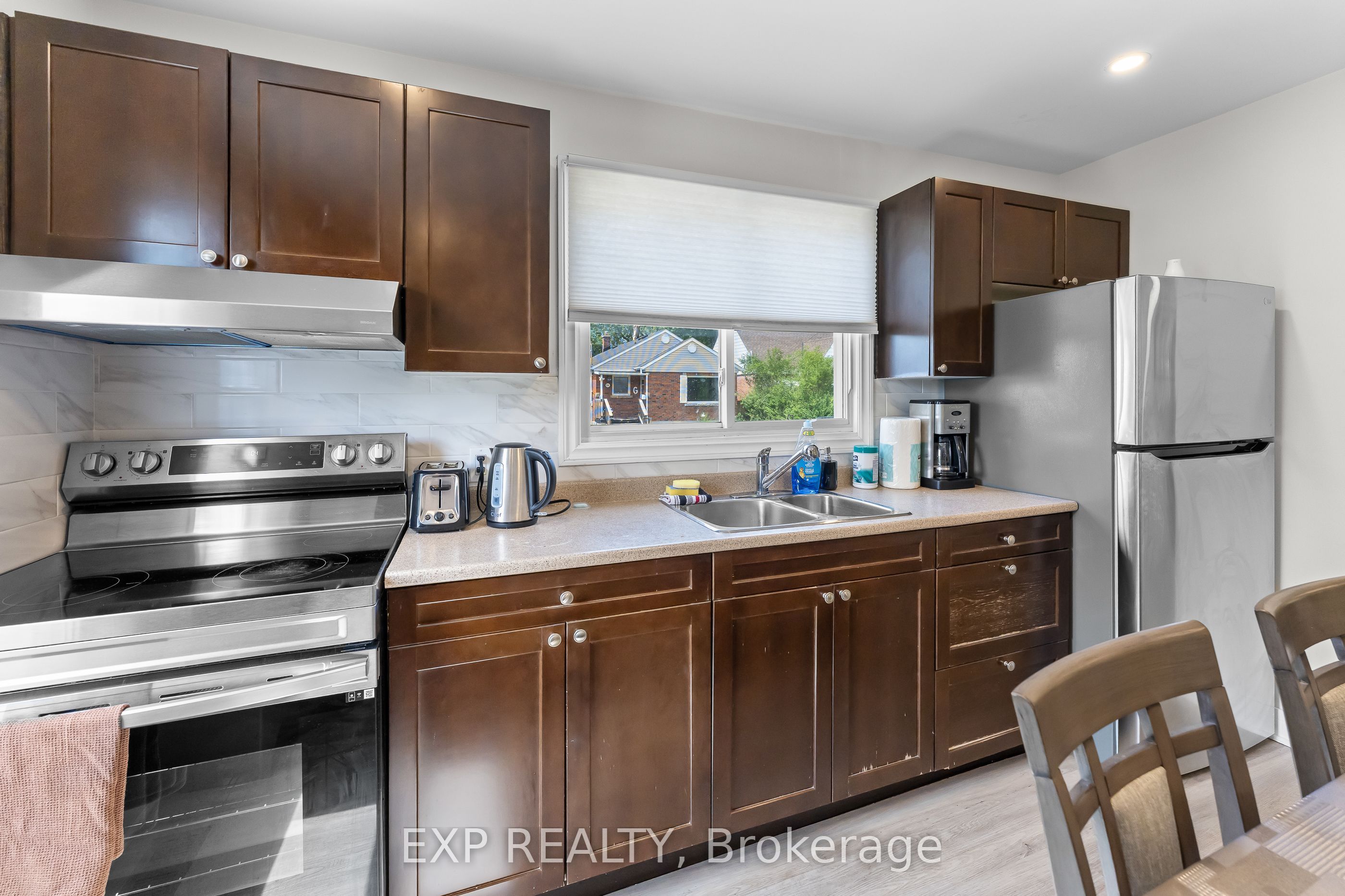 6304 Finlay Avenue Property Photo 14