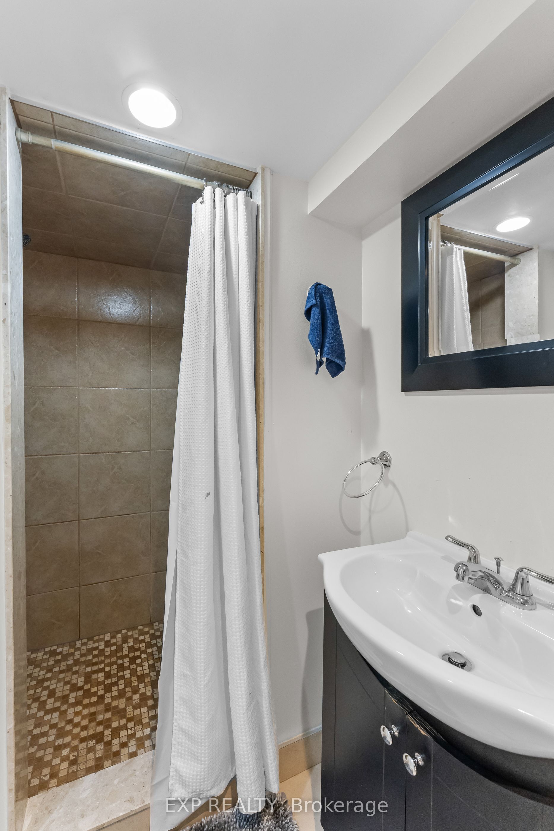 6304 Finlay Avenue Property Photo 27
