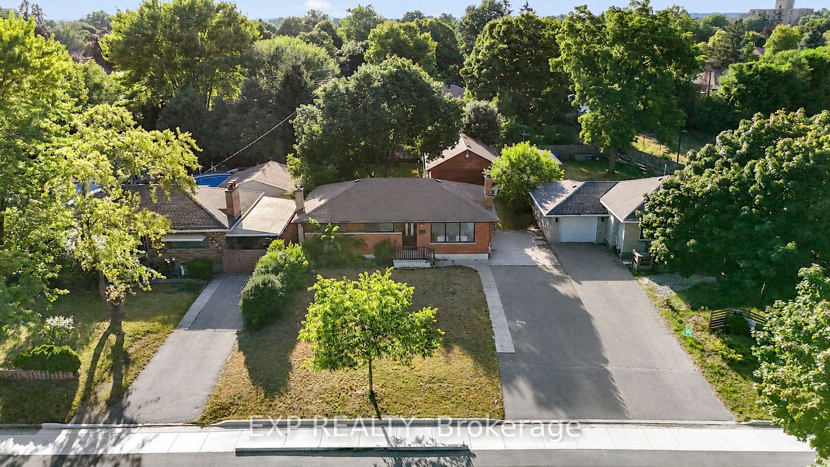 1235 Michael Street Property Photo 2