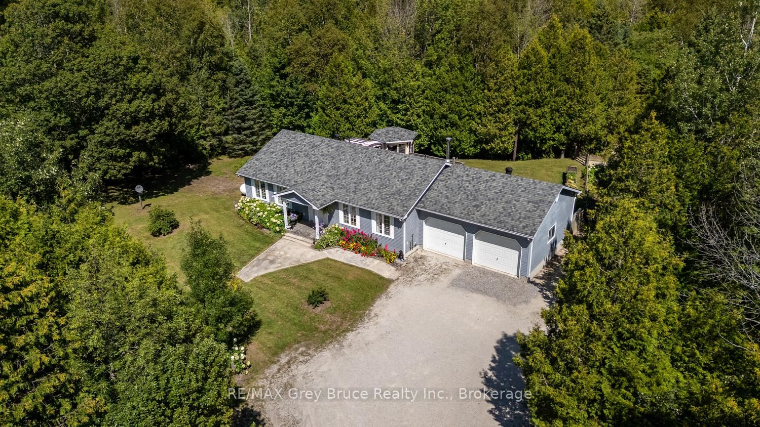 358 Huron Road Property Photo 3