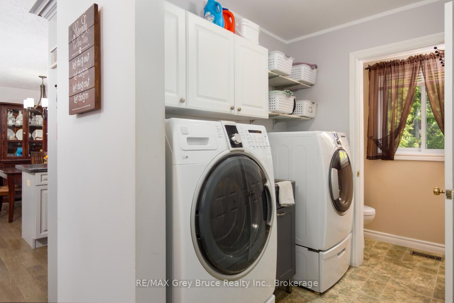 358 Huron Road Property Photo 21
