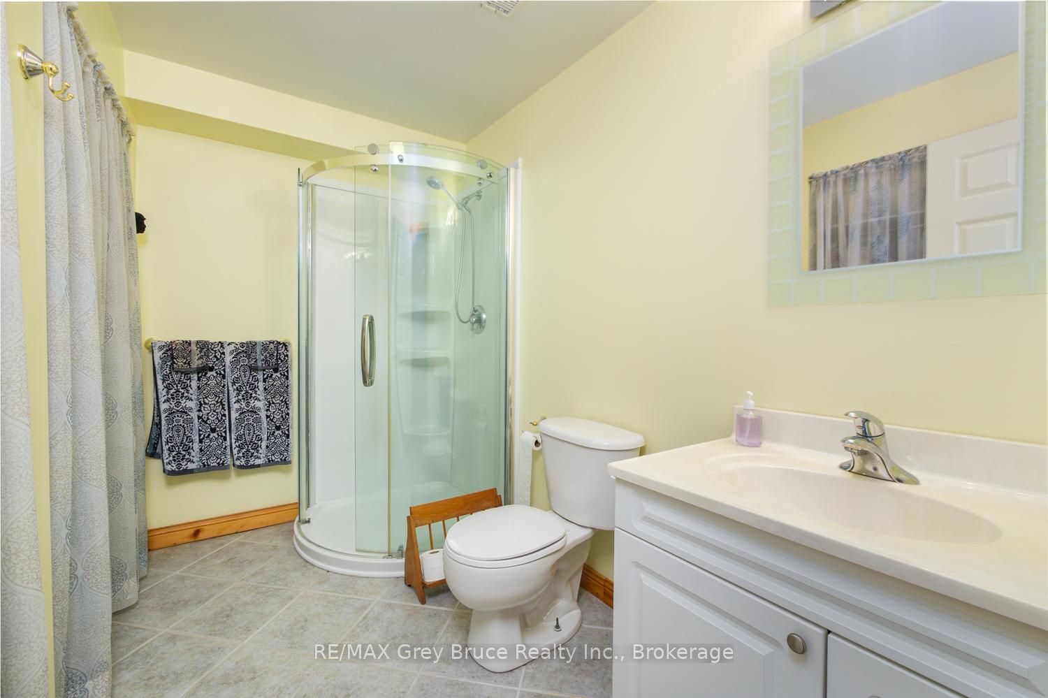 358 Huron Road Property Photo 22