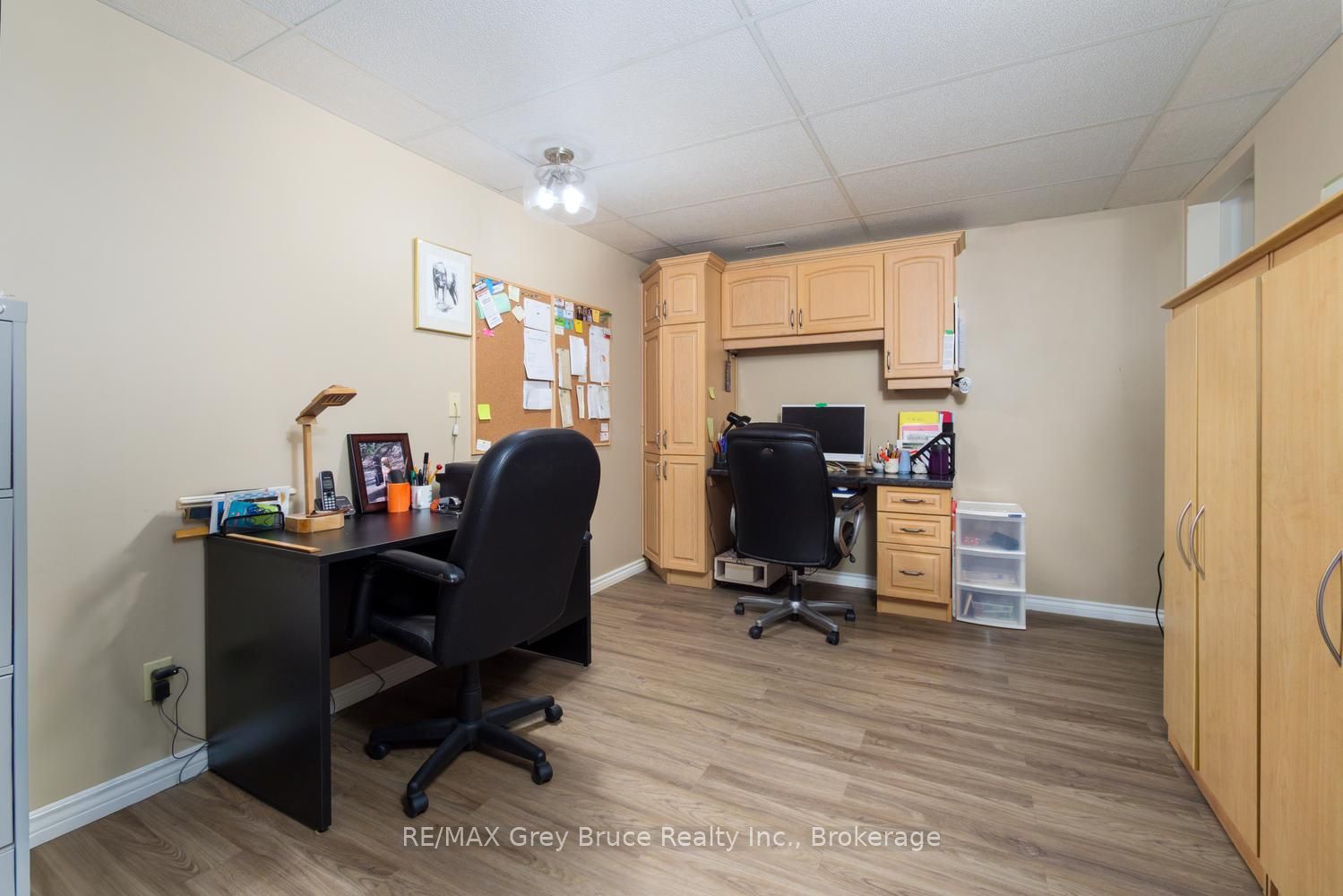 358 Huron Road Property Photo 23