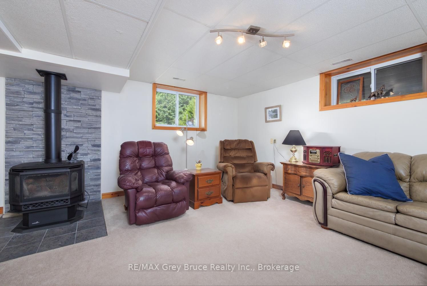 358 Huron Road Property Photo 28