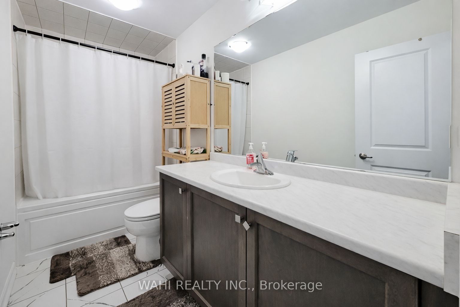73 Lillian Way Property Photo 8