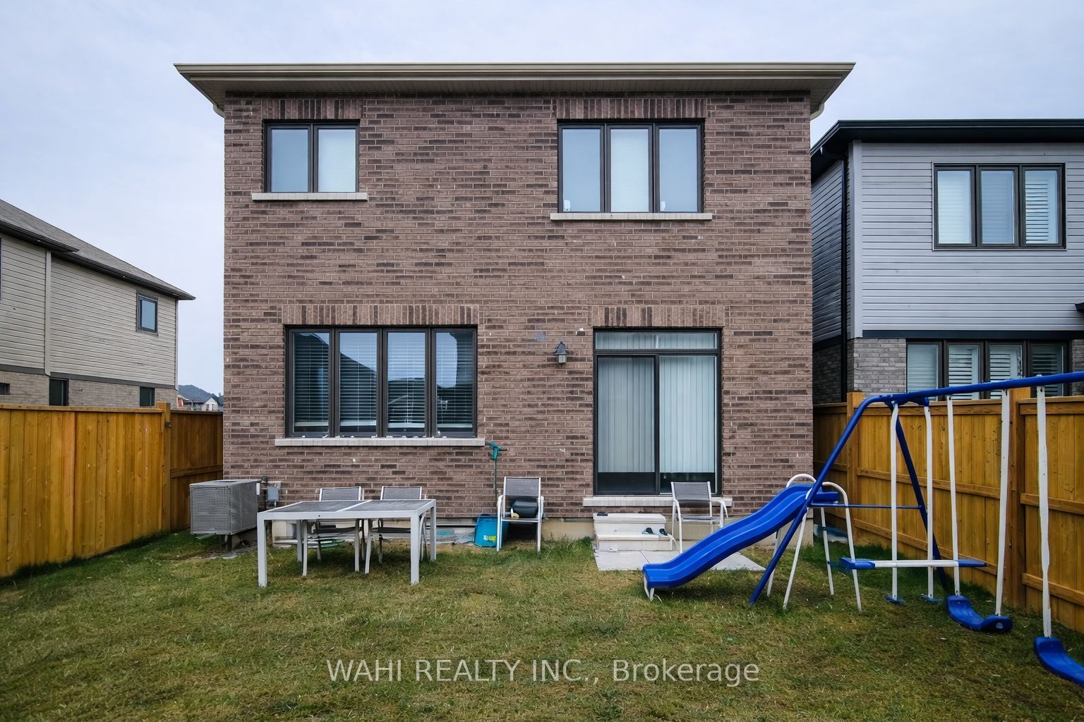 73 Lillian Way Property Photo 12