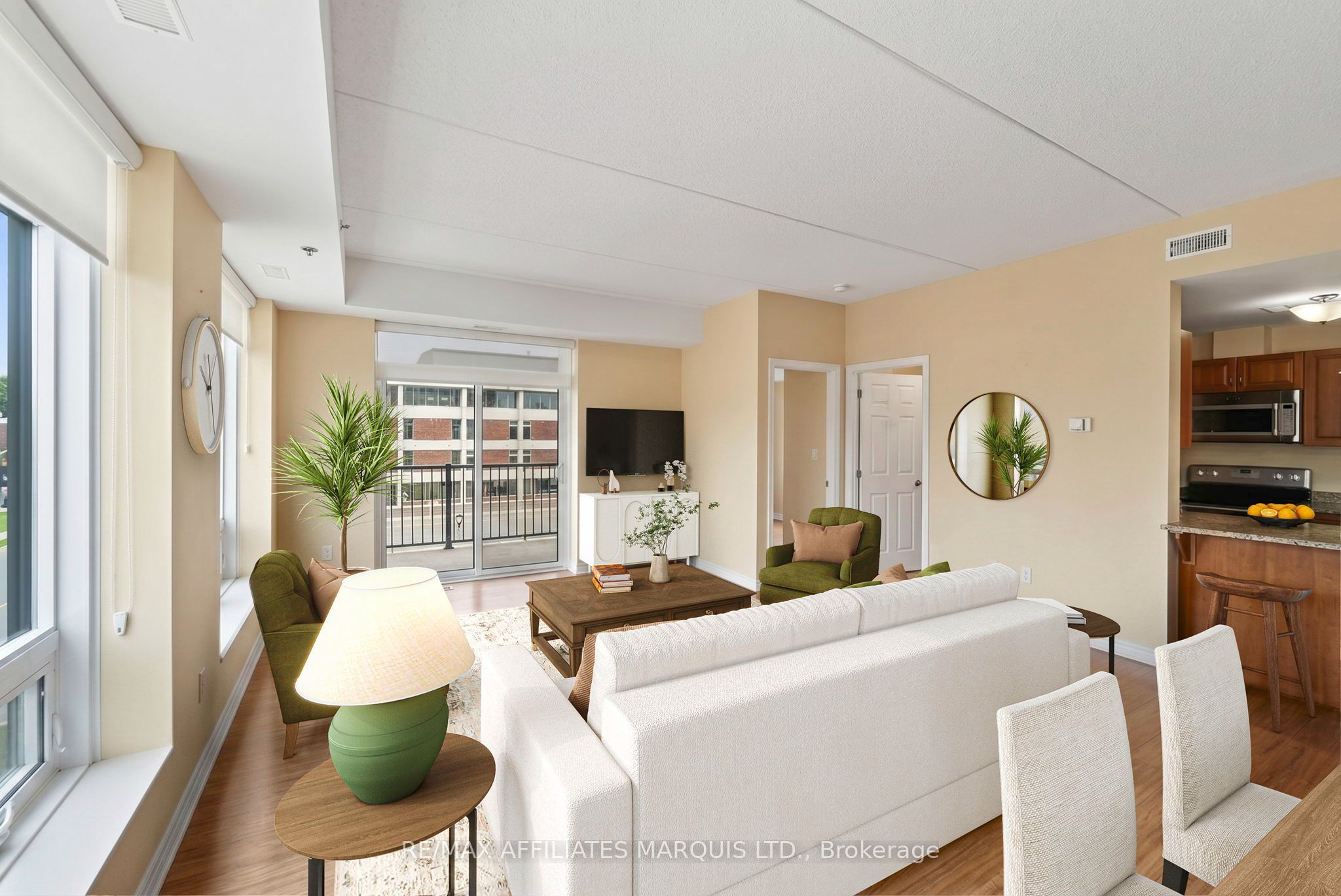 108 Second Street E 401 Property Photo 15